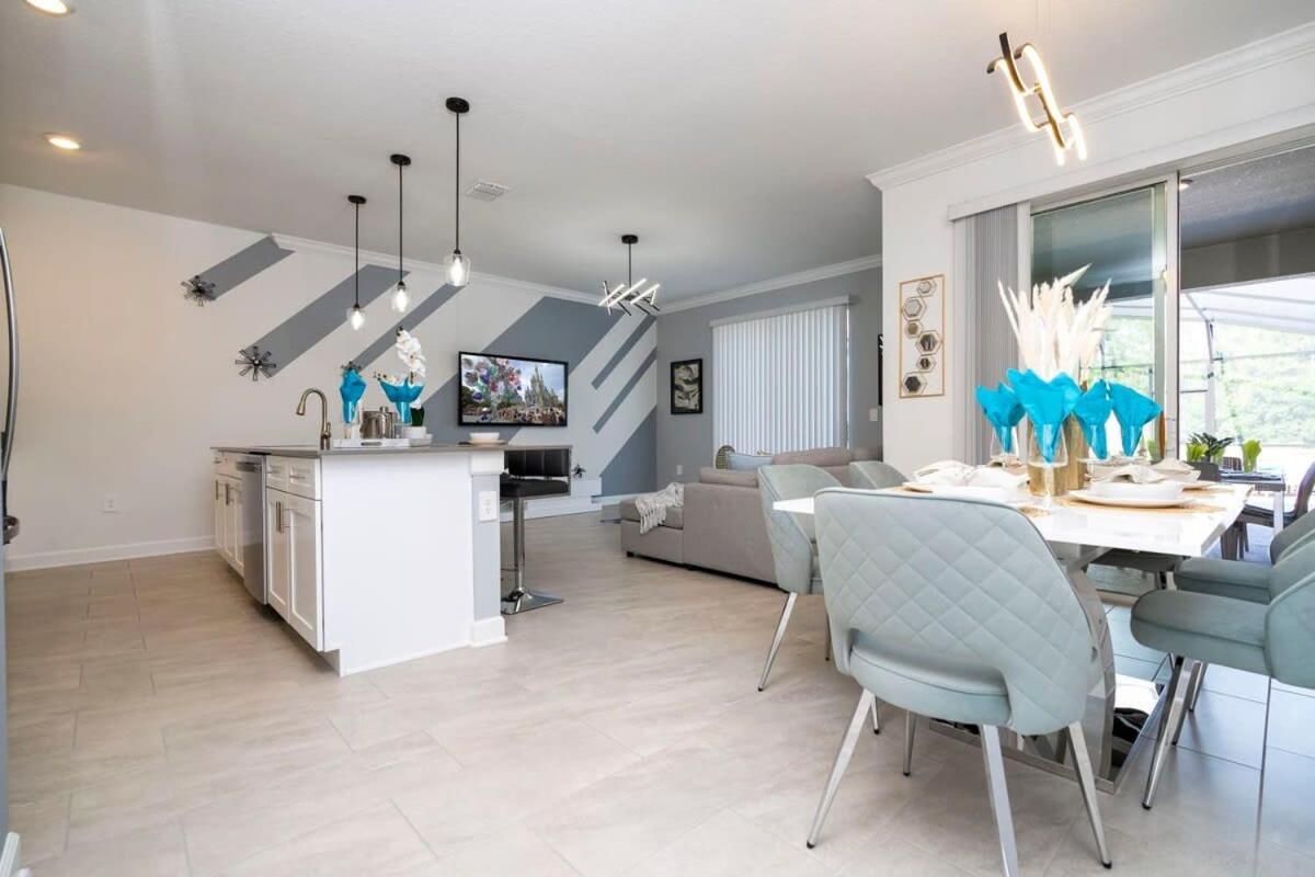 Marvelous 4bd W Pool Close To At Storey 2629 Holiday home