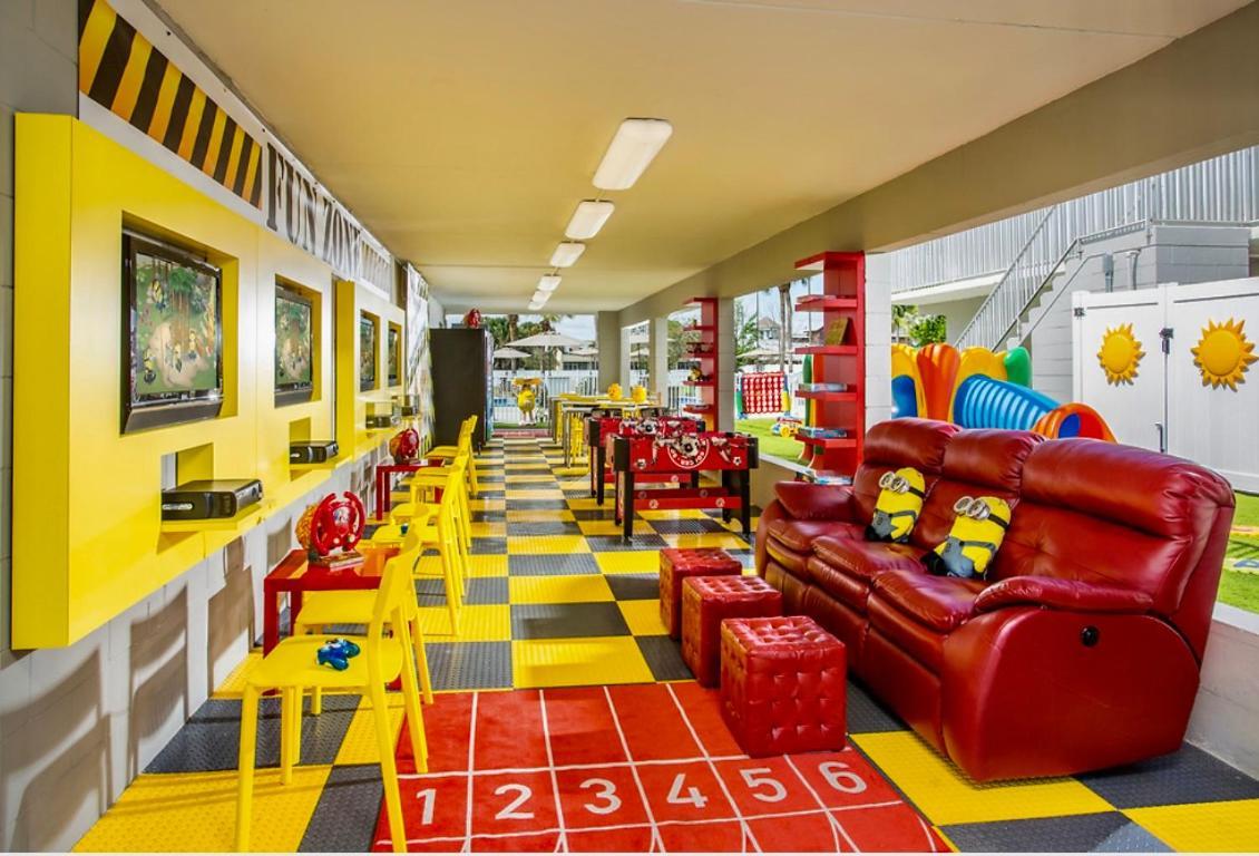 Magic Moment And Kids Club