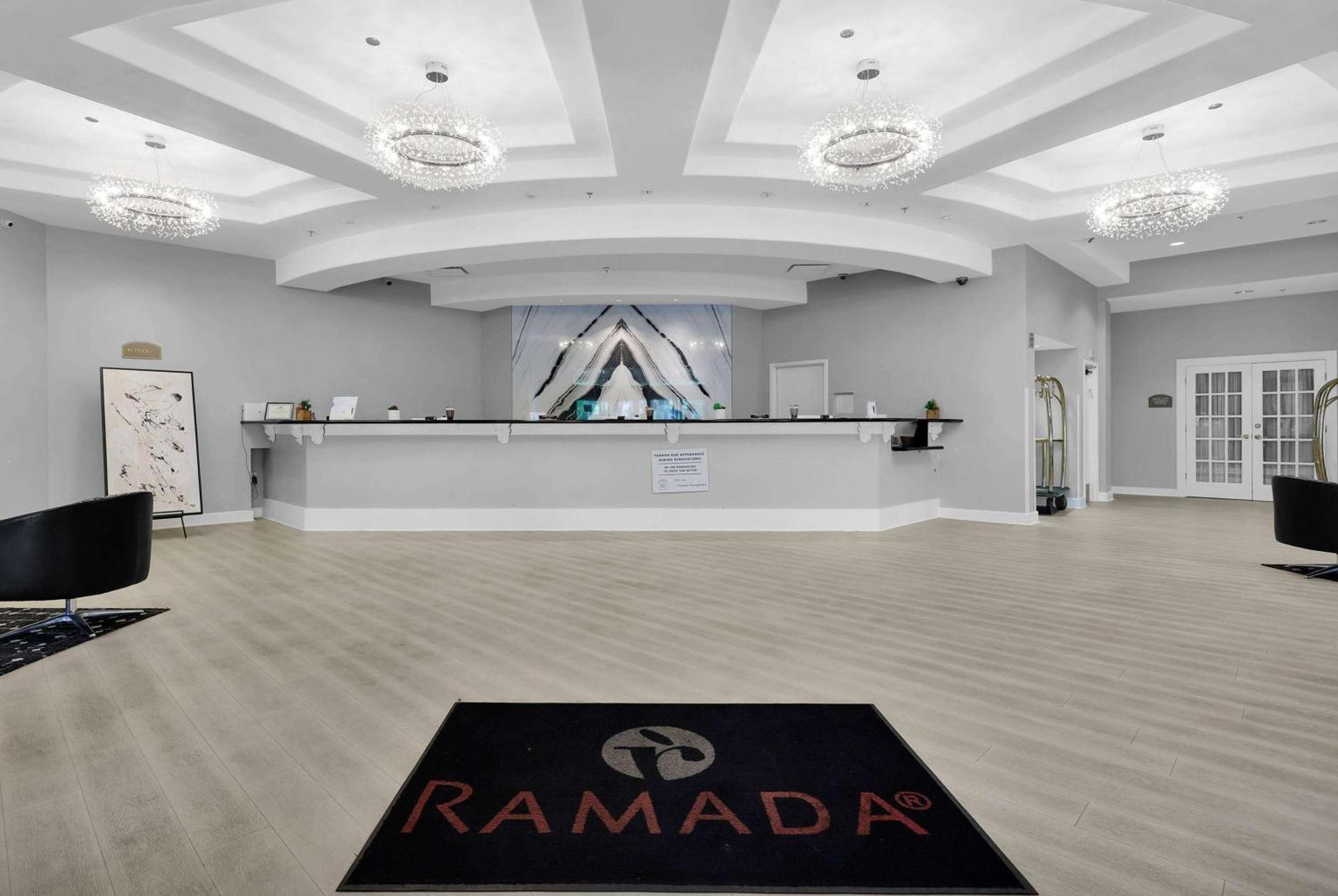 Ramada By Wyndham I-95 By Butler Blvd Hotel 3*