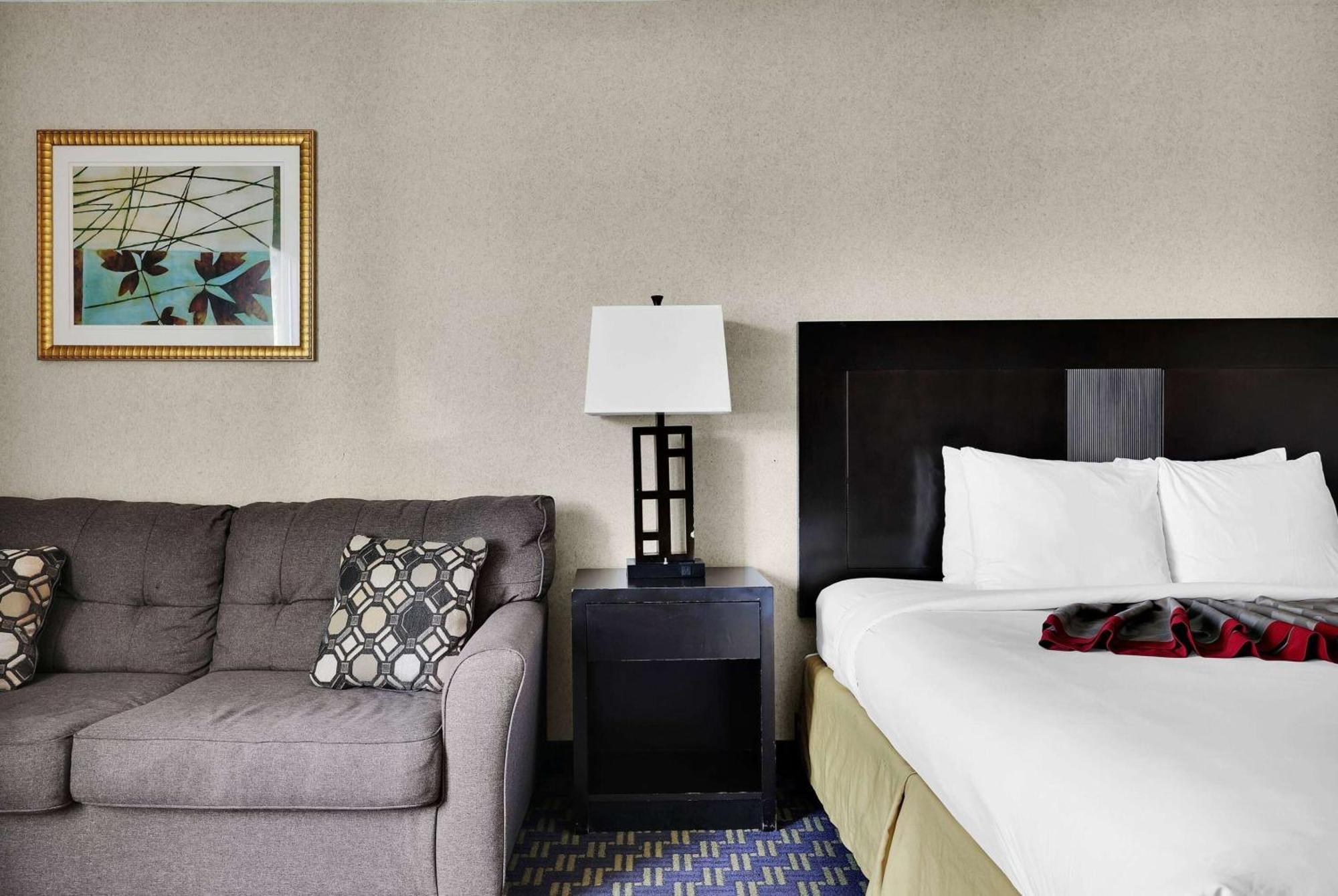 Ramada By Wyndham I-95 By Butler Blvd 3*