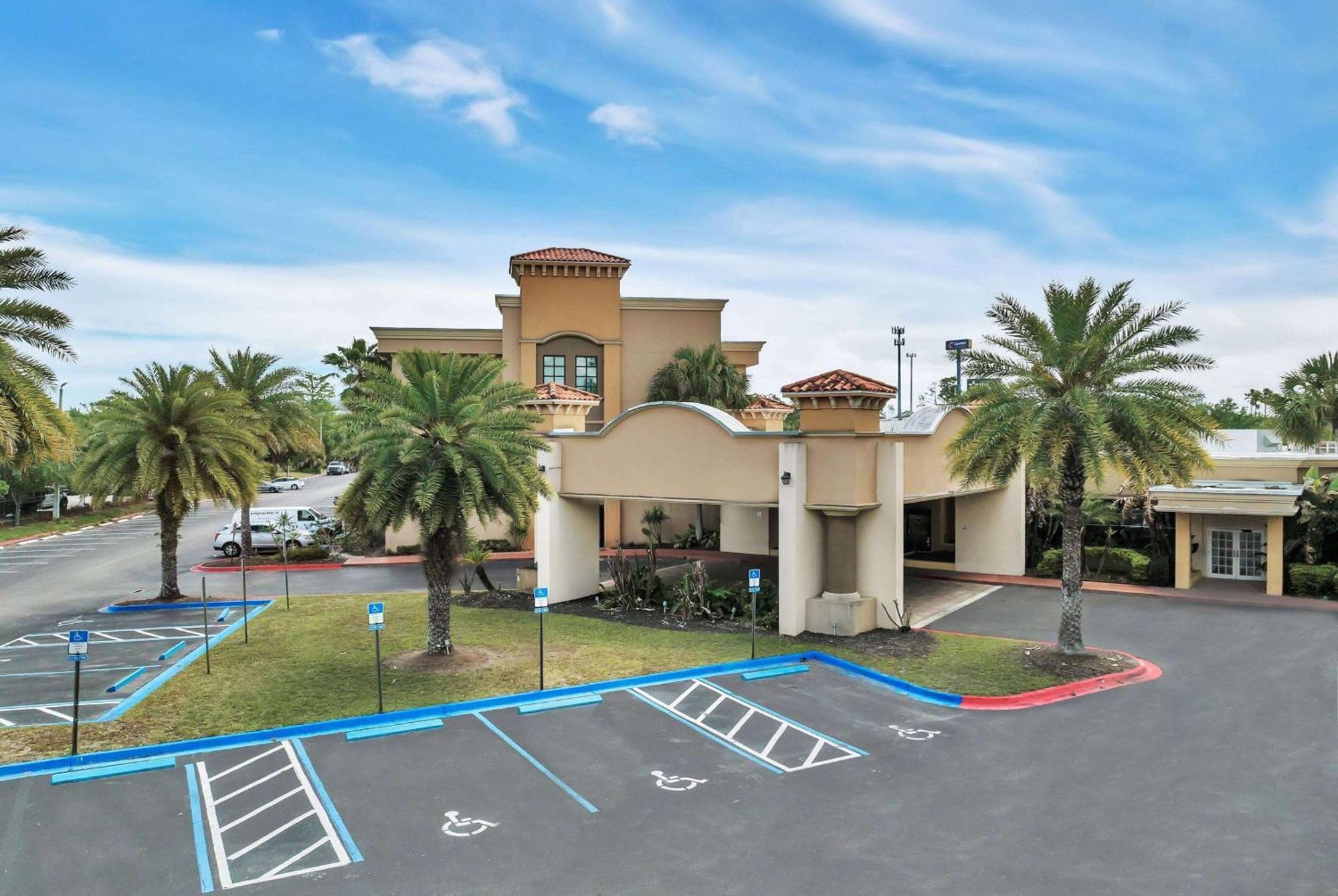 Ramada By Wyndham I-95 By Butler Blvd Hotel Jacksonville