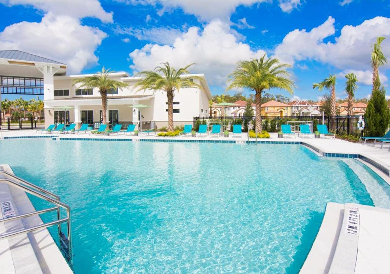 Stunning 9br - Family With Private Pool, Hot Tub, Games And Bbq! Kissimmee