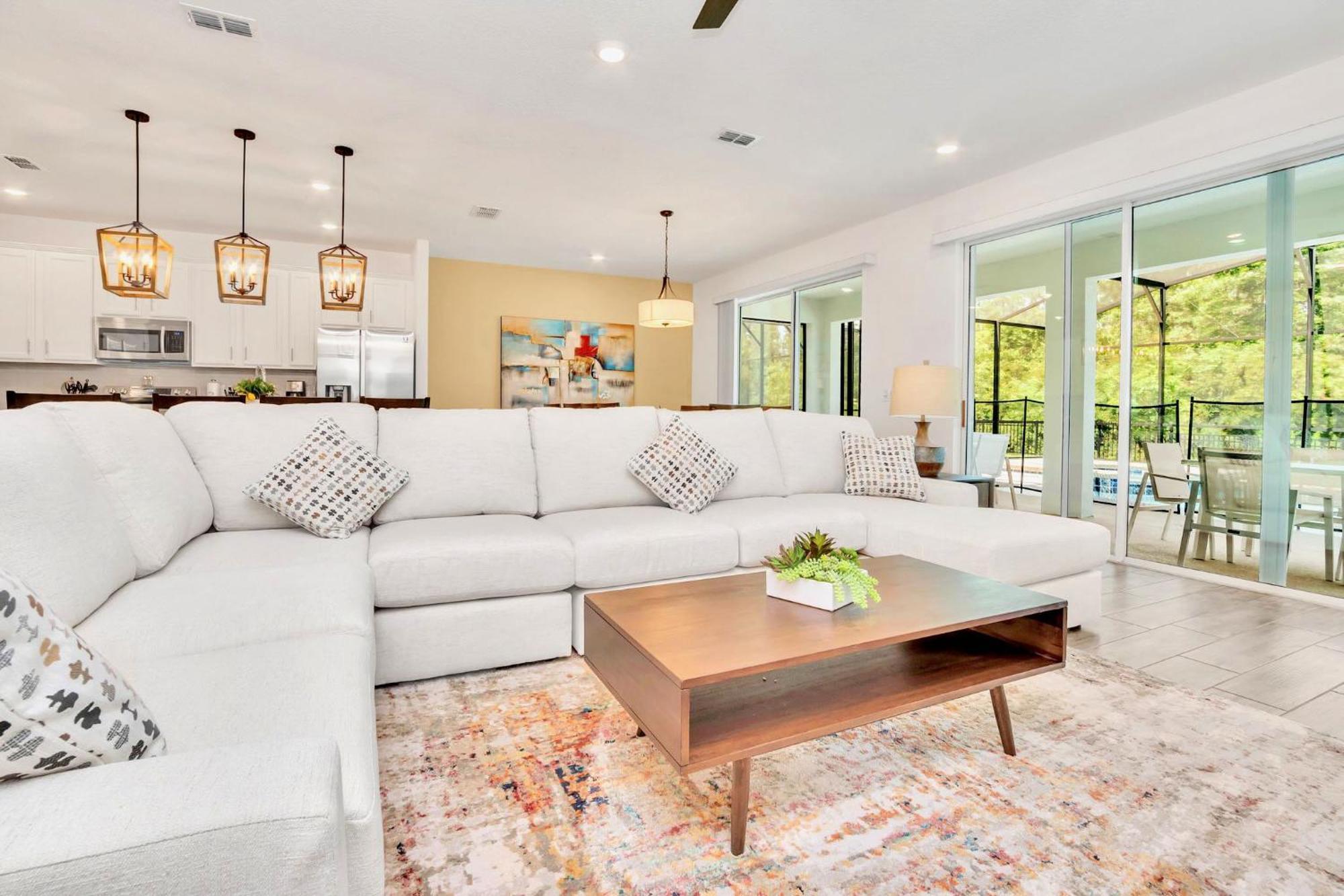 Stunning 9br - Family With Private Pool, Hot Tub, Games And Bbq! *