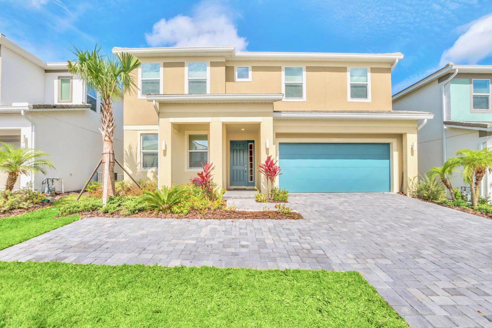 Stunning 9br - Family With Private Pool, Hot Tub, Games And Bbq!