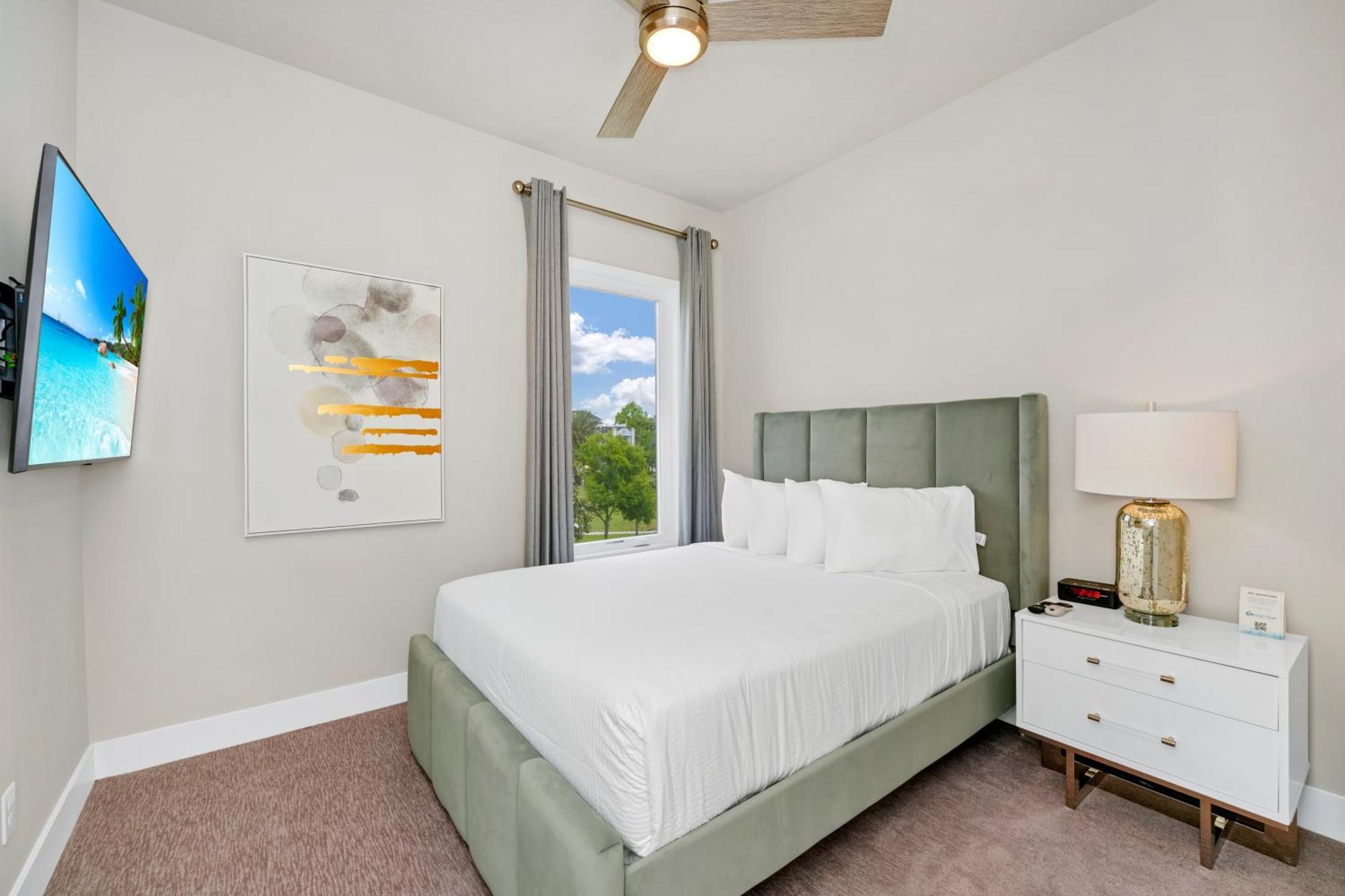 Spacious Modern With Pool Table, Rooftop Terrace And Large Loft Reunion Water Park Access Near At Spectrum Orlando By Rentyl B34-246
