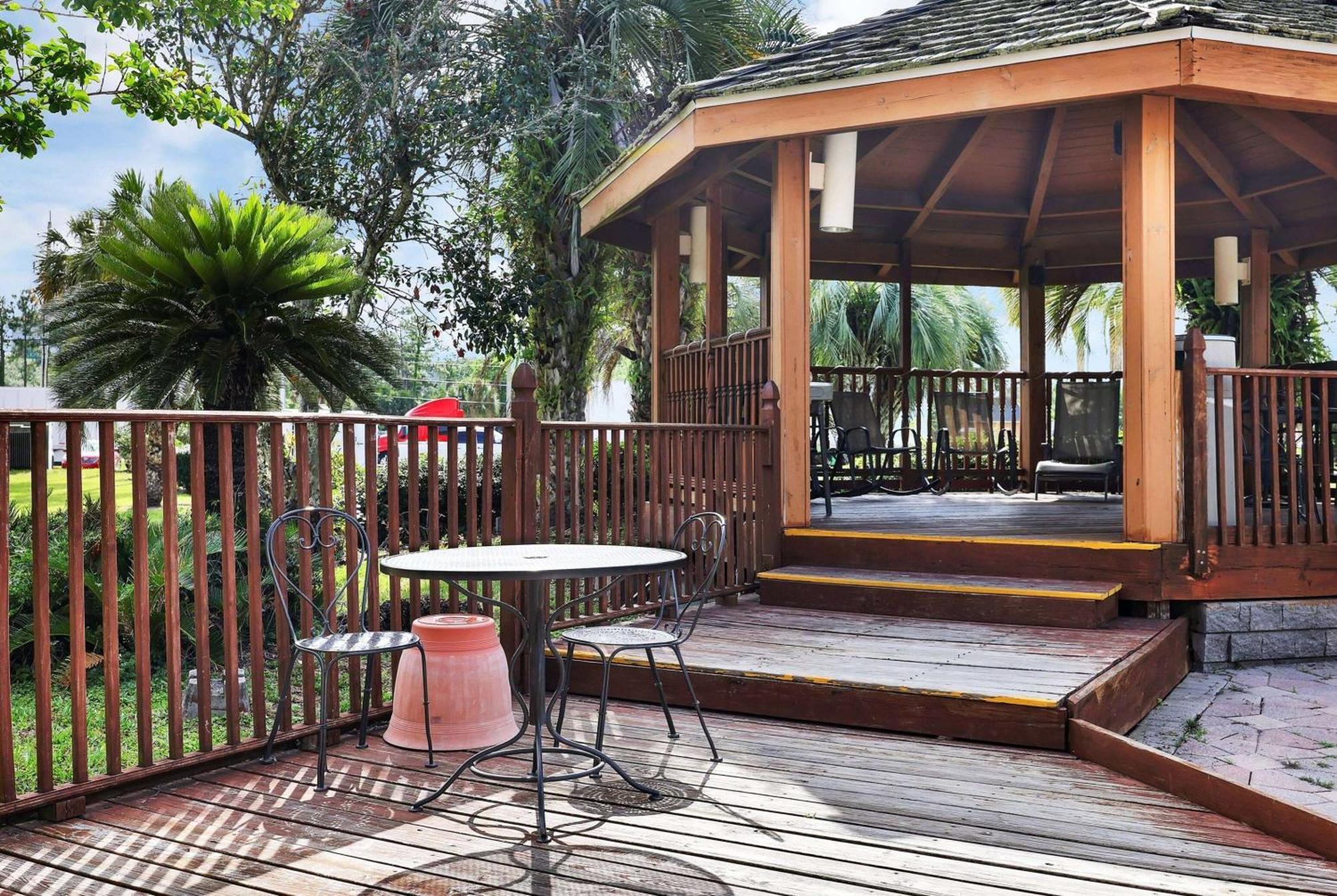 Hotel Ramada By Wyndham I-95 By Butler Blvd 3*