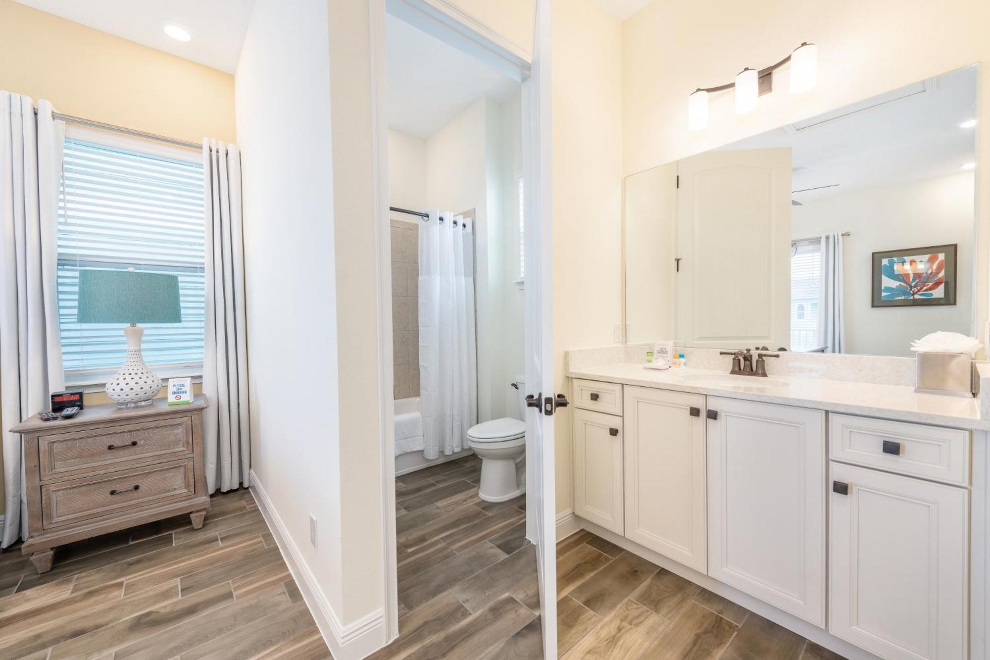 Holiday home Sunny Near With Margaritaville Access - 2979la