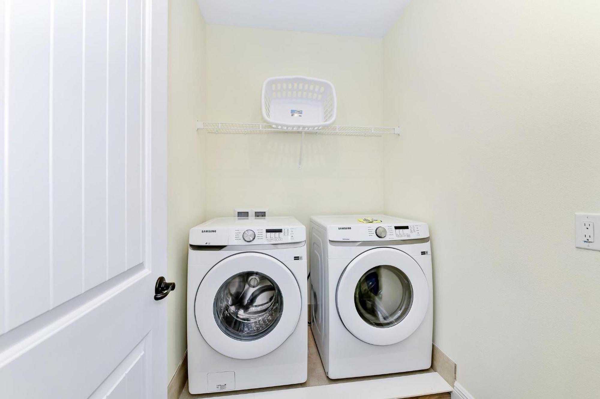 Summer Breeze Near With Margaritaville Access - 2960cs
