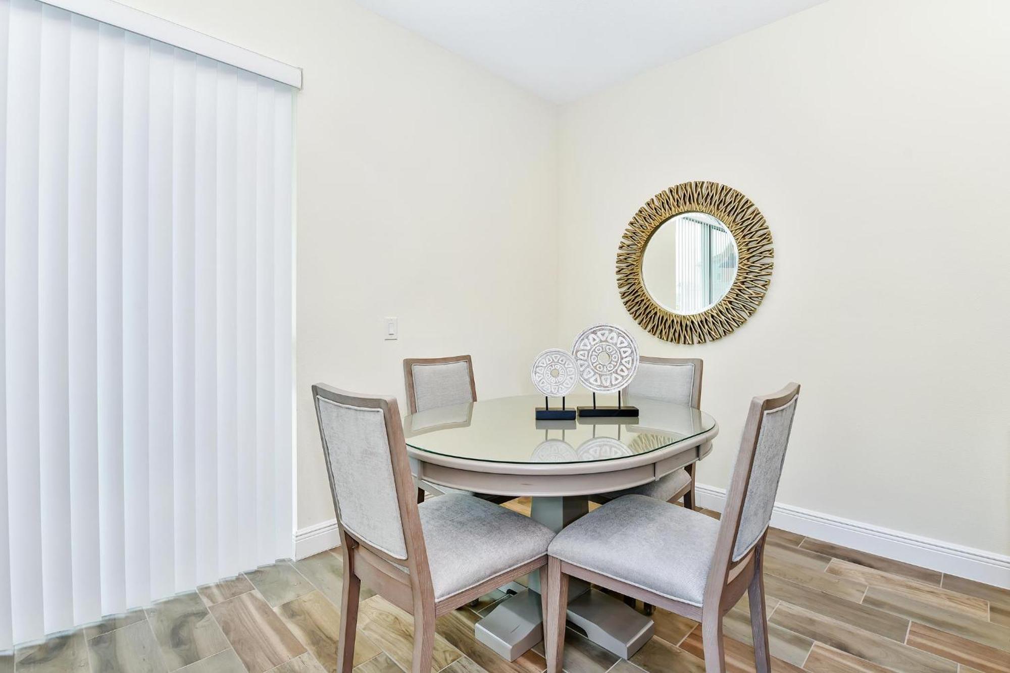 Summer Breeze Near With Margaritaville Access - 2960cs