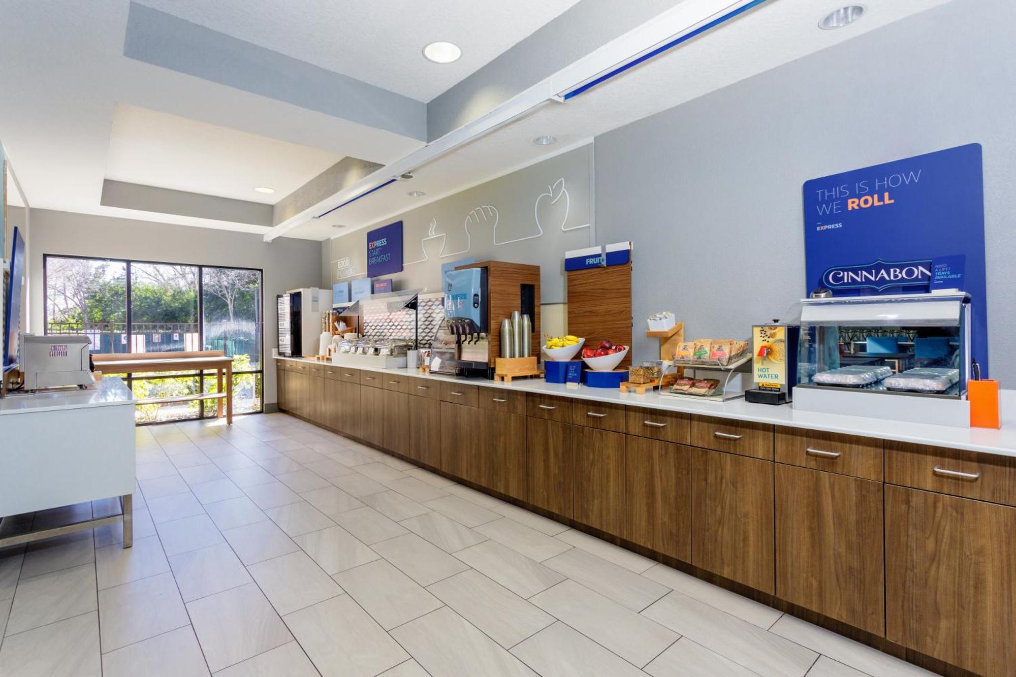 Express Orlando-ocoee East By Ihg