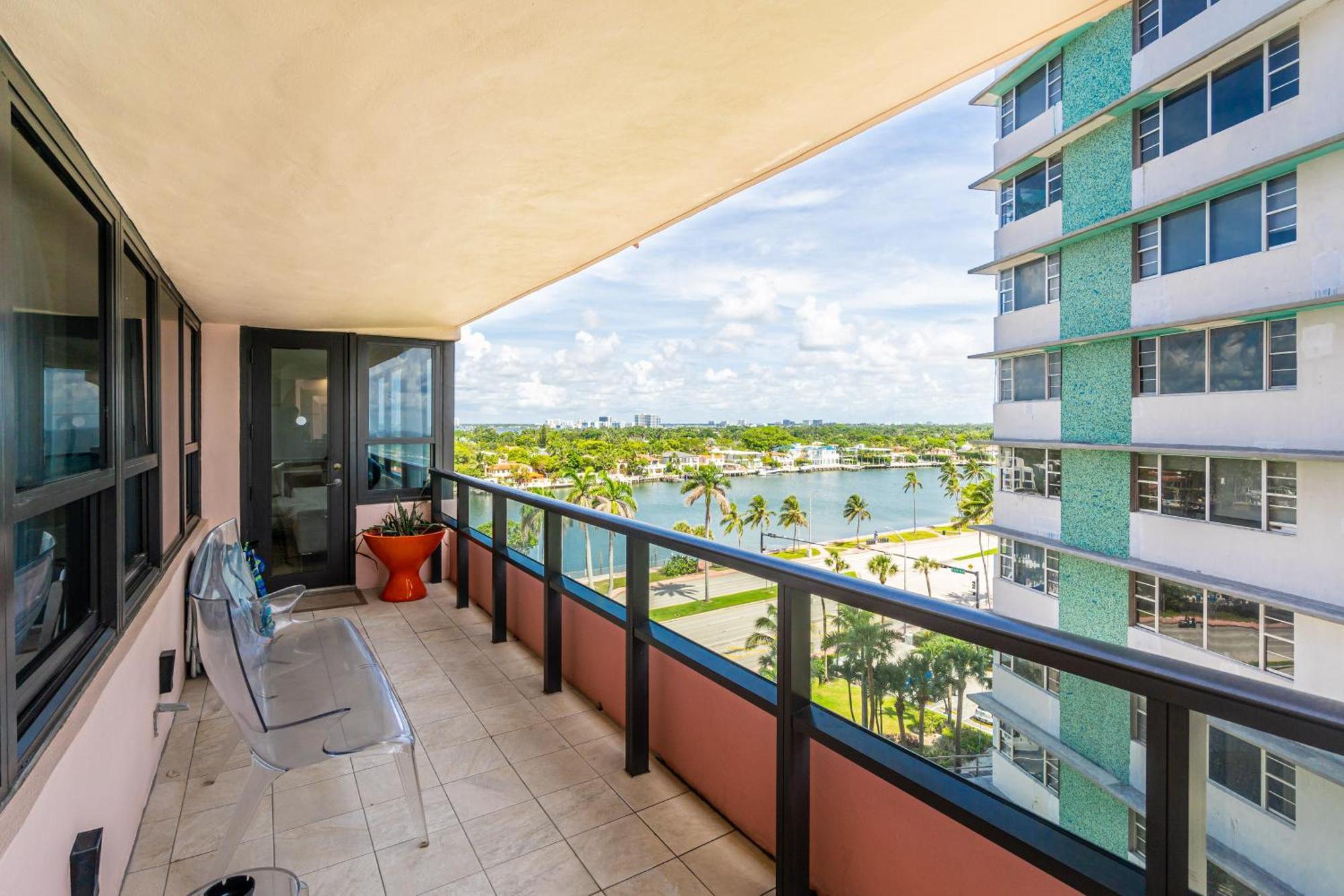 Huge Beachfront 2400sqft 5 Bedroom 5 Bathroom With Ocean View