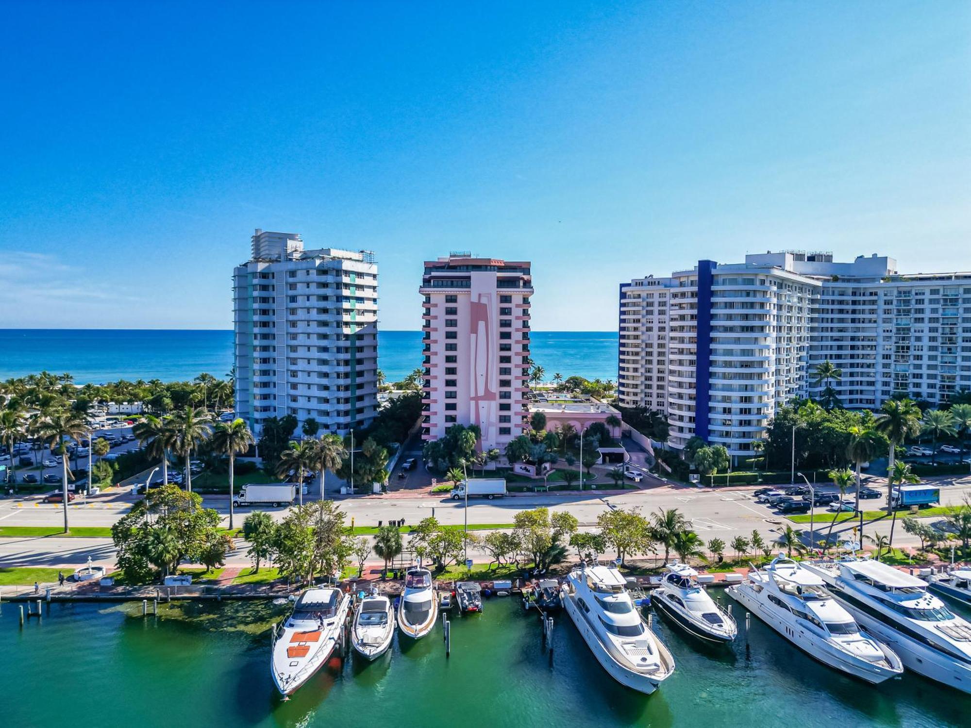 Huge Beachfront 2400sqft 5 Bedroom 5 Bathroom With Ocean View Miami Beach