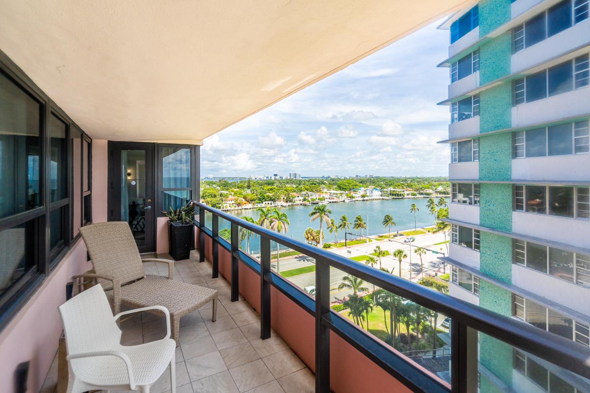 Apartment Huge Beachfront 2400sqft 5 Bedroom 5 Bathroom With Ocean View Miami Beach
