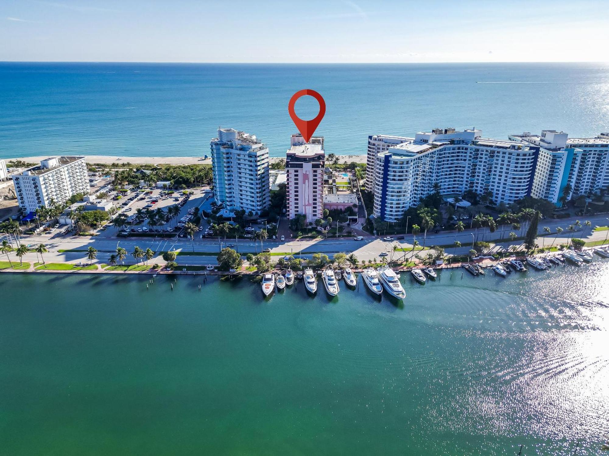 Huge Beachfront 2400sqft 5 Bedroom 5 Bathroom With Ocean View Apartment *