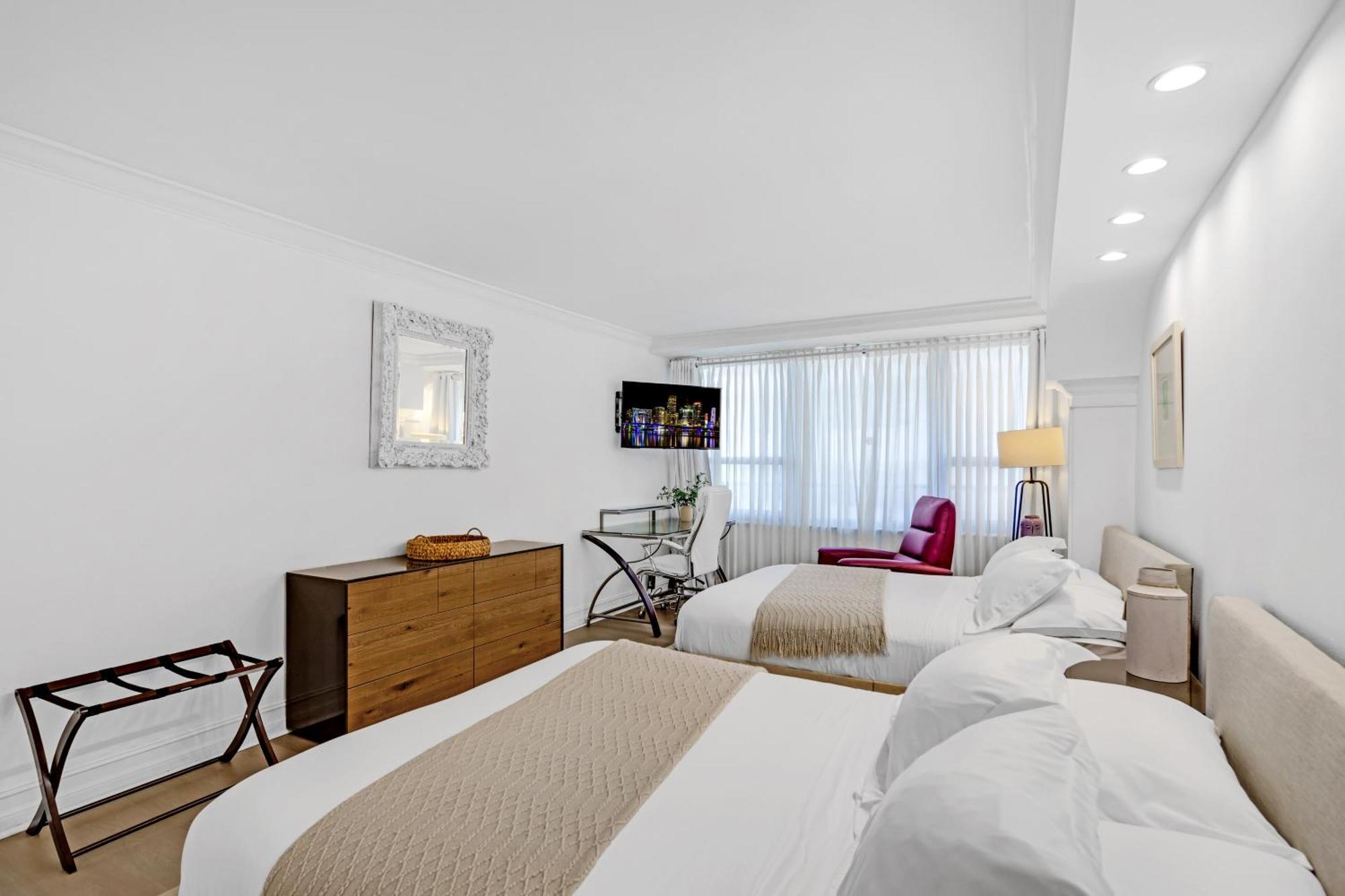 Apartment Huge Beachfront 2400sqft 5 Bedroom 5 Bathroom With Ocean View *