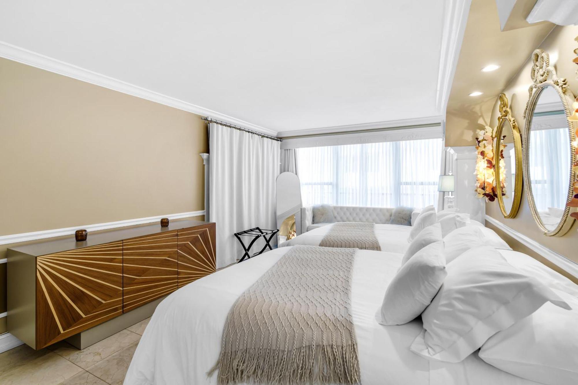Apartment Huge Beachfront 2400sqft 5 Bedroom 5 Bathroom With Ocean View Miami Beach