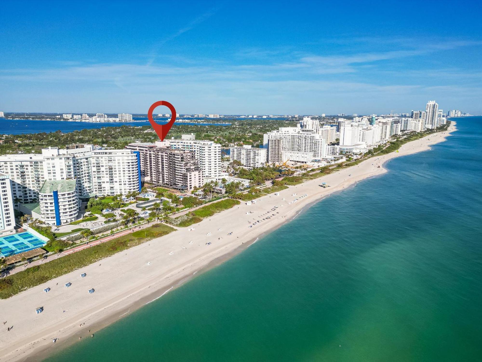 Huge Beachfront 2400sqft 5 Bedroom 5 Bathroom With Ocean View Apartment *