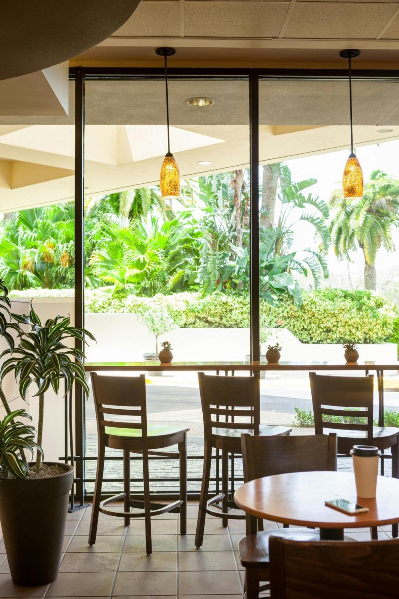 Marriott Airport Lakeside