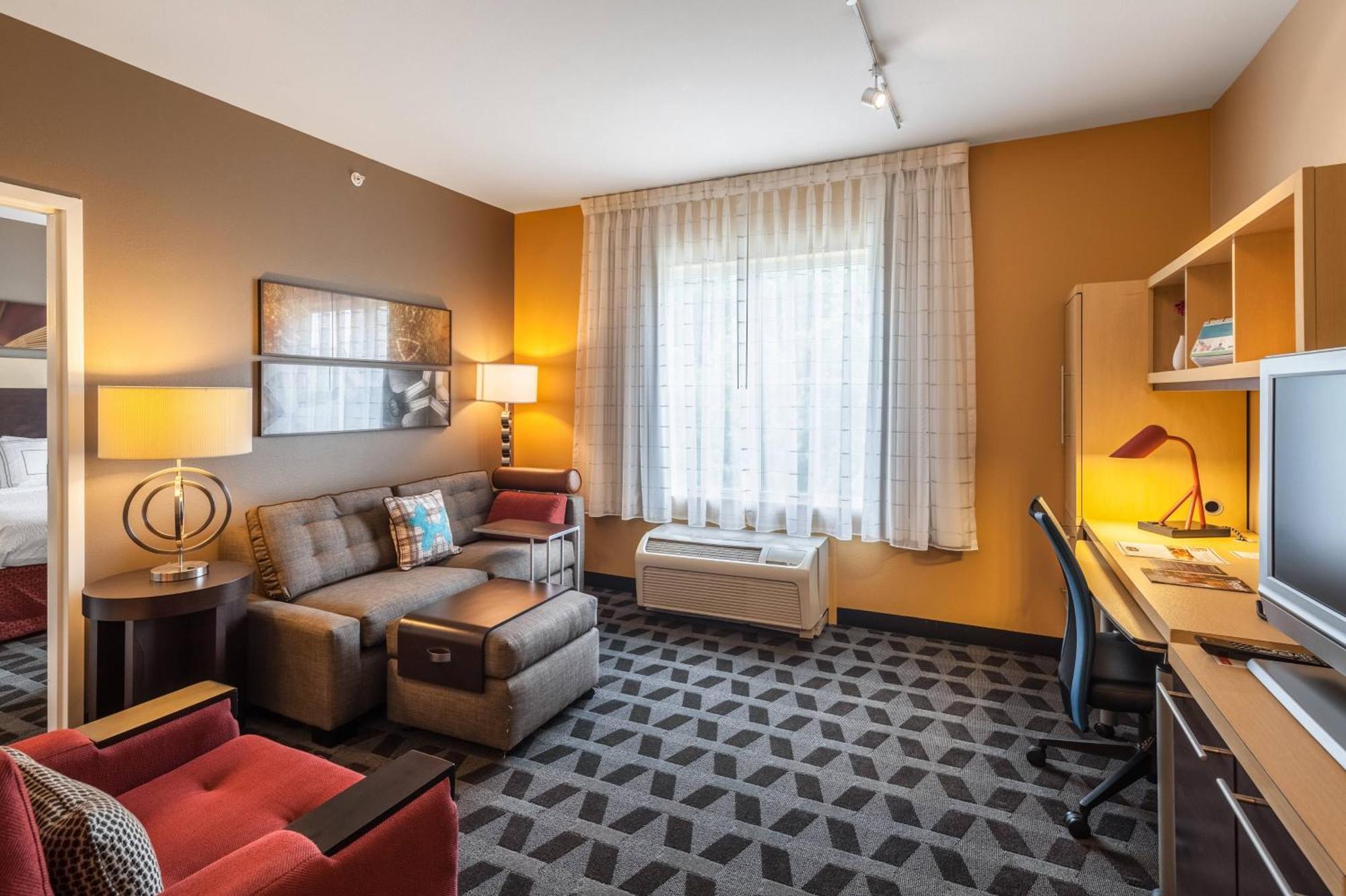 Hotel Towneplace Butler Boulevard 3*