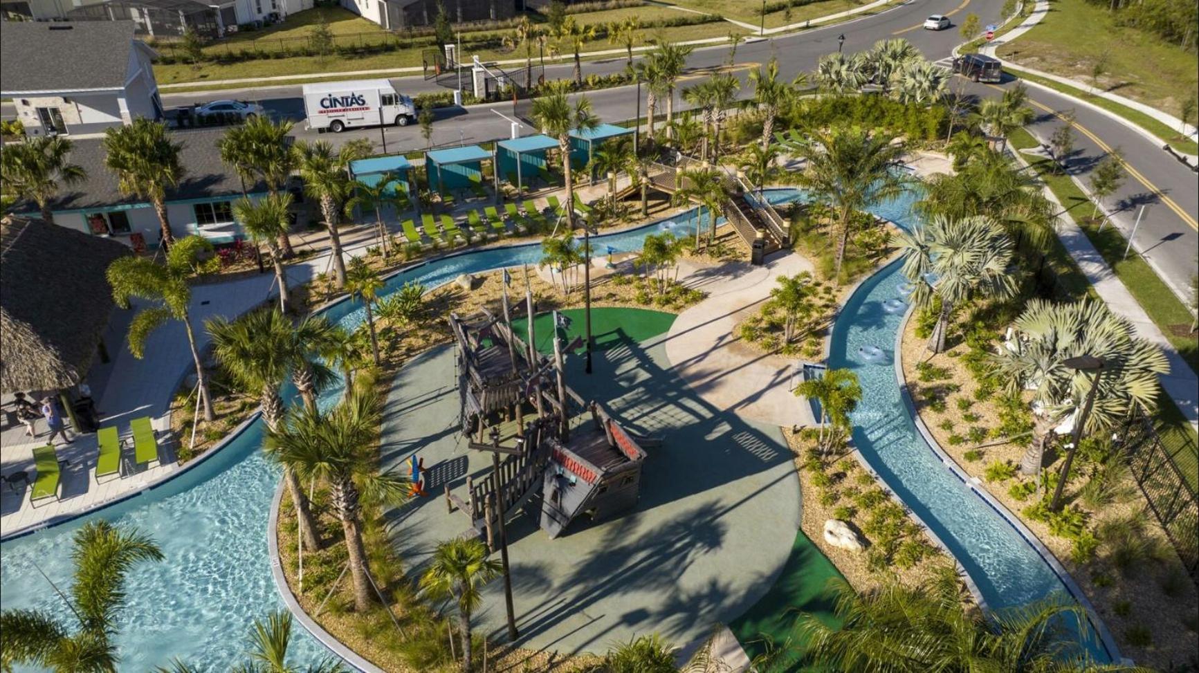 2901 Ss Discover Opulence 4-bedroom With Pool, And Magical Themed Rooms!
