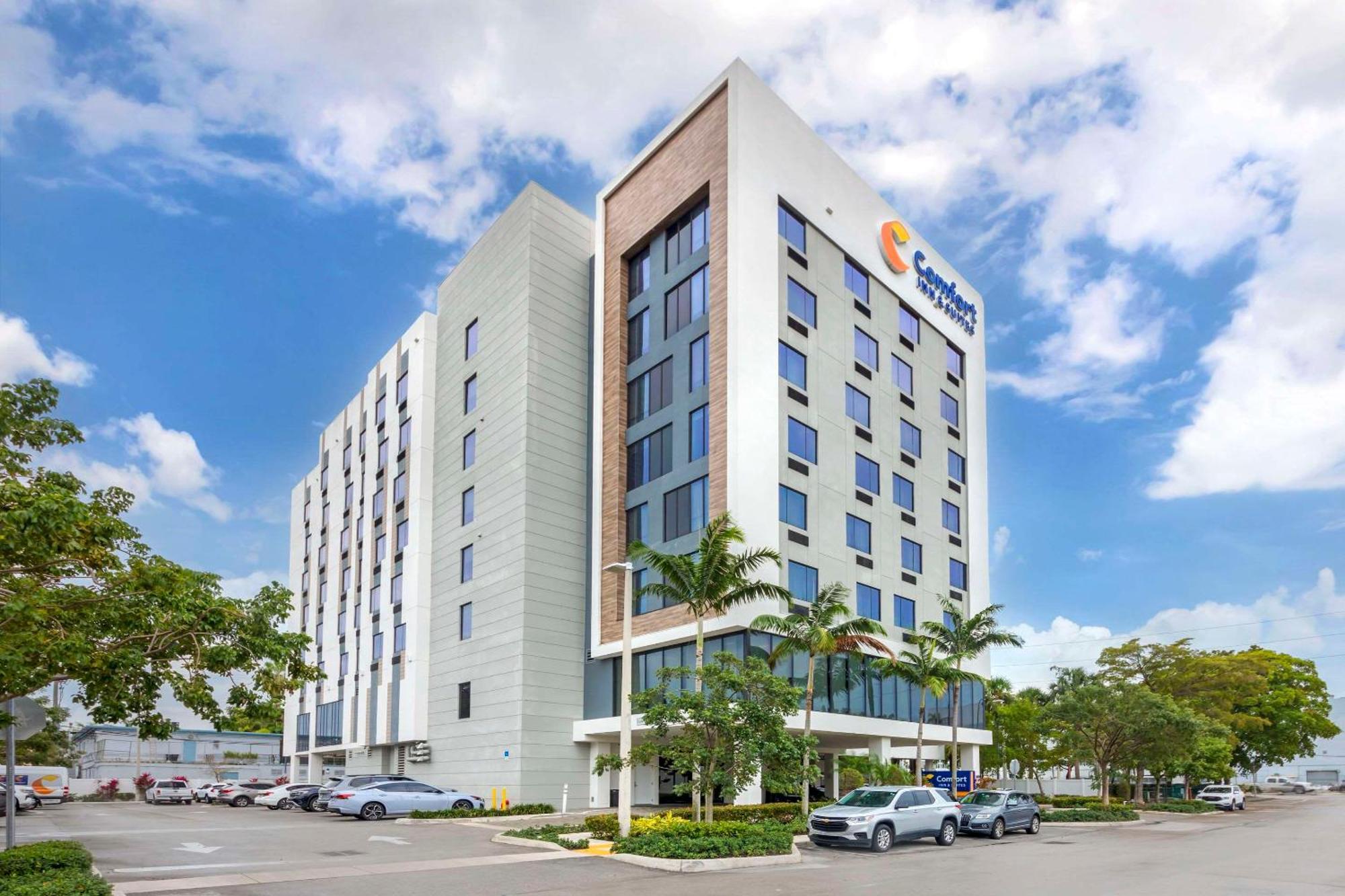 Comfort & Miami International Airport Hotel Miami Springs