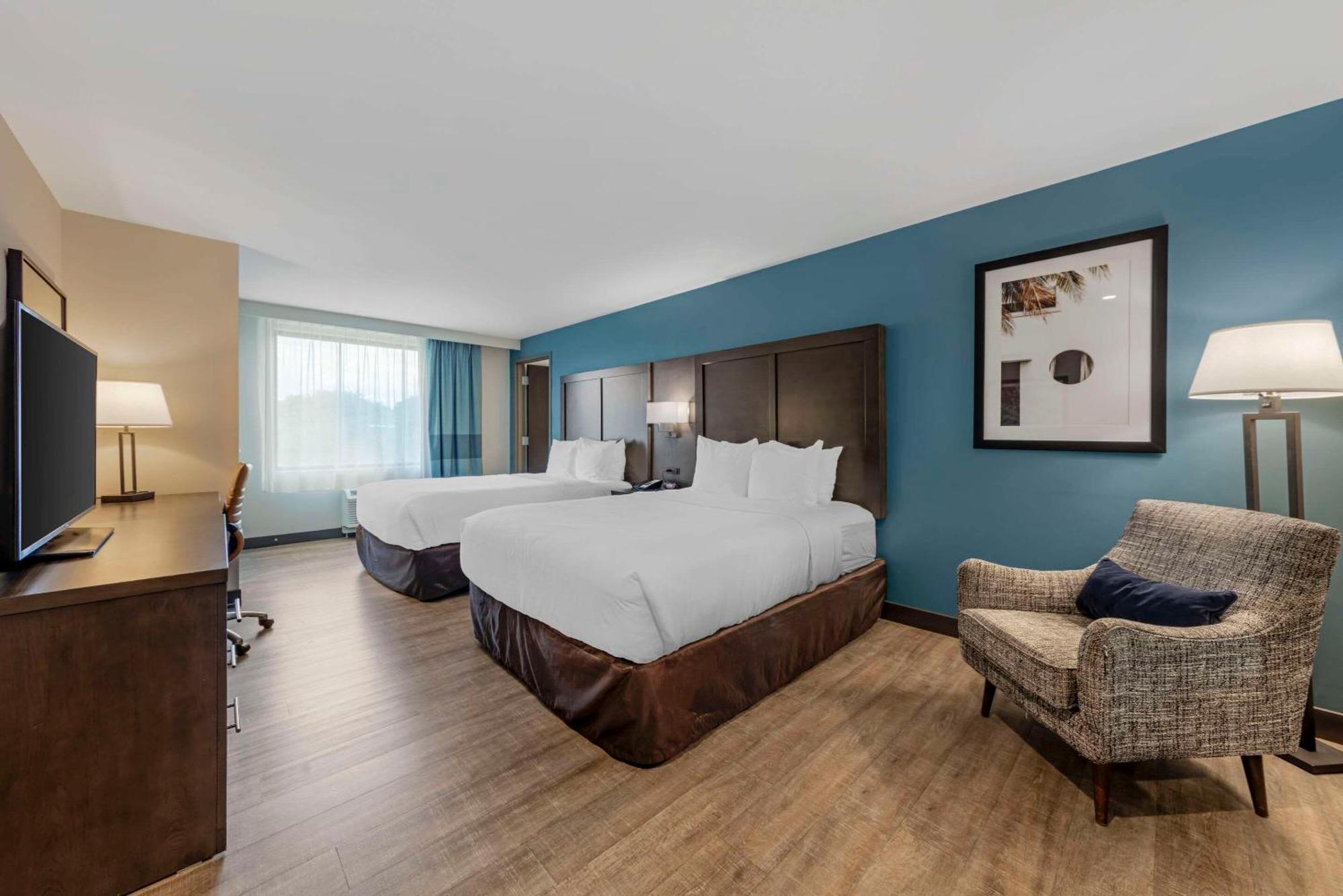 Hotel Comfort & Miami International Airport
