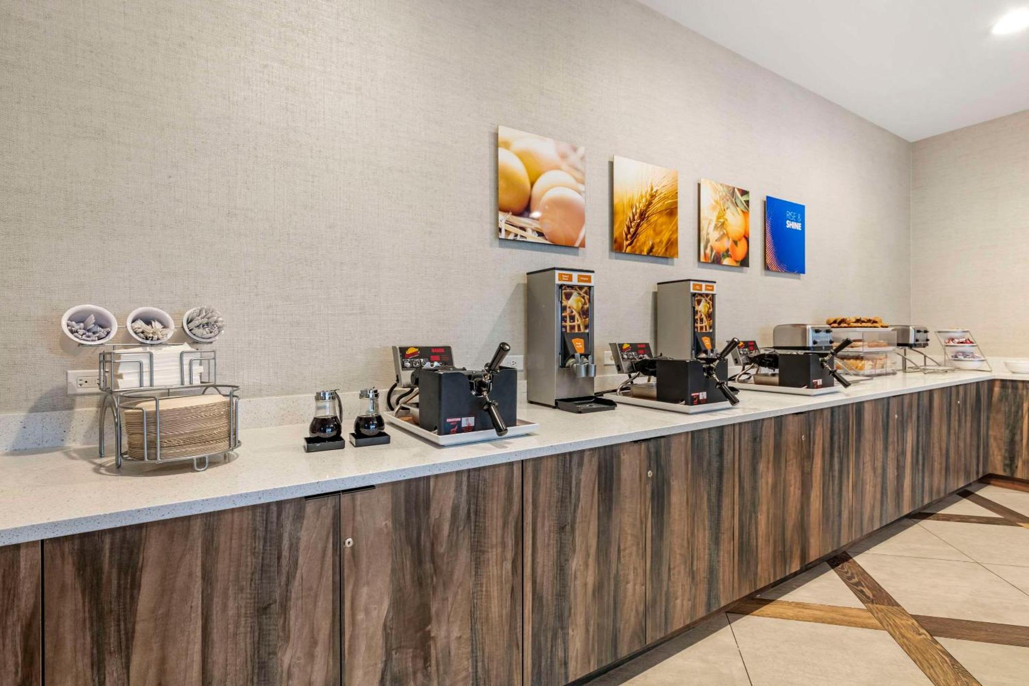 Comfort & Miami International Airport Miami Springs