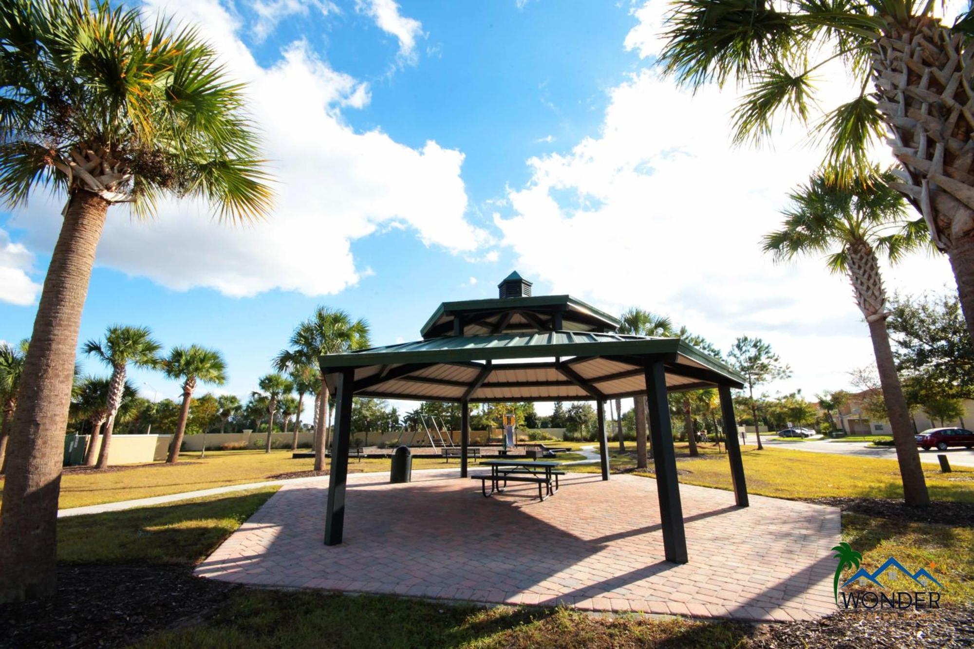 Family Friendly 4 Bedroom Close To 5148