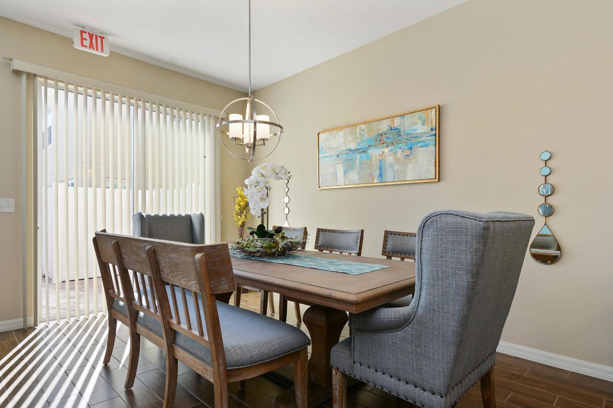 Holiday home Family Friendly 4 Bedroom Close To 5148 *