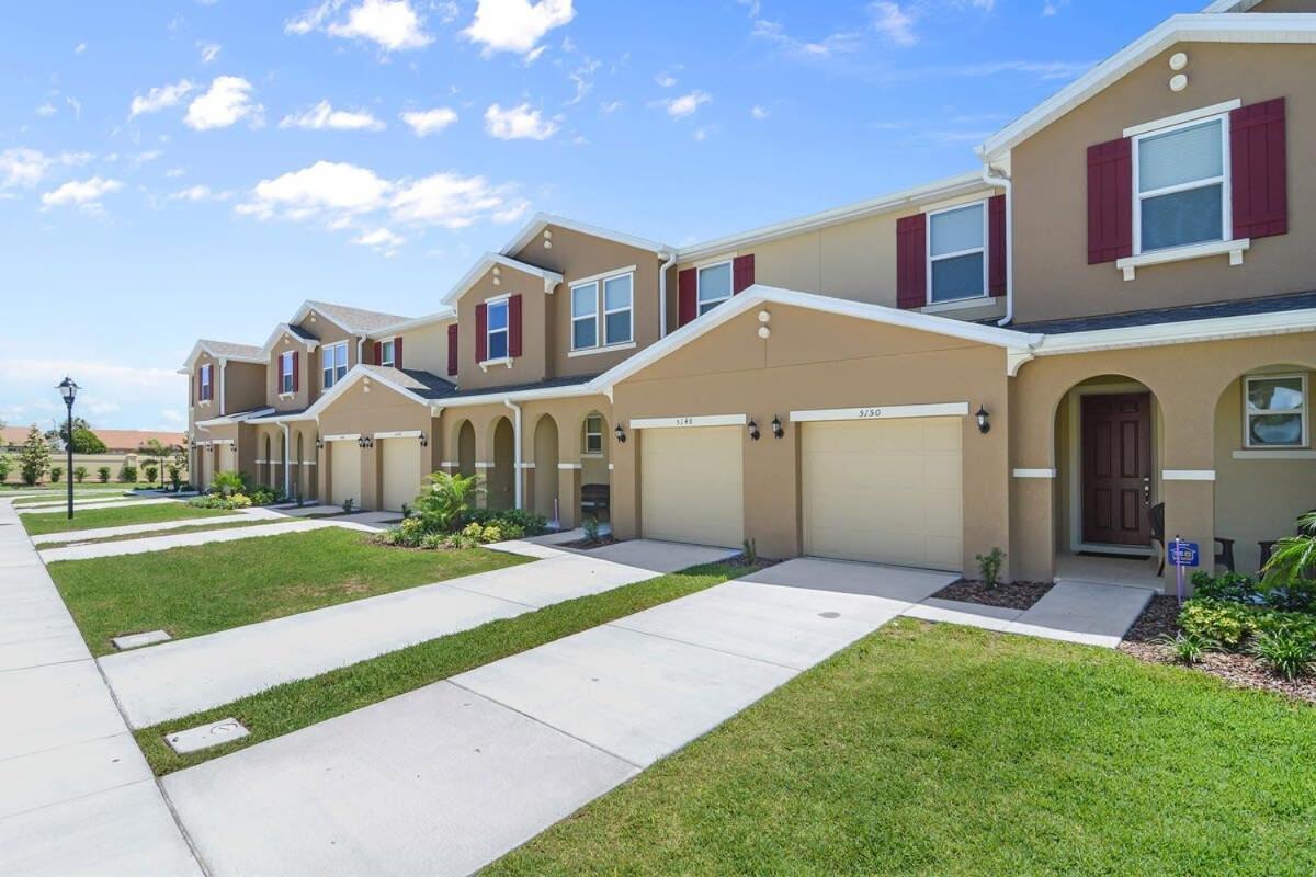 Four Bedroom With Gameroom 5150a Holiday home *