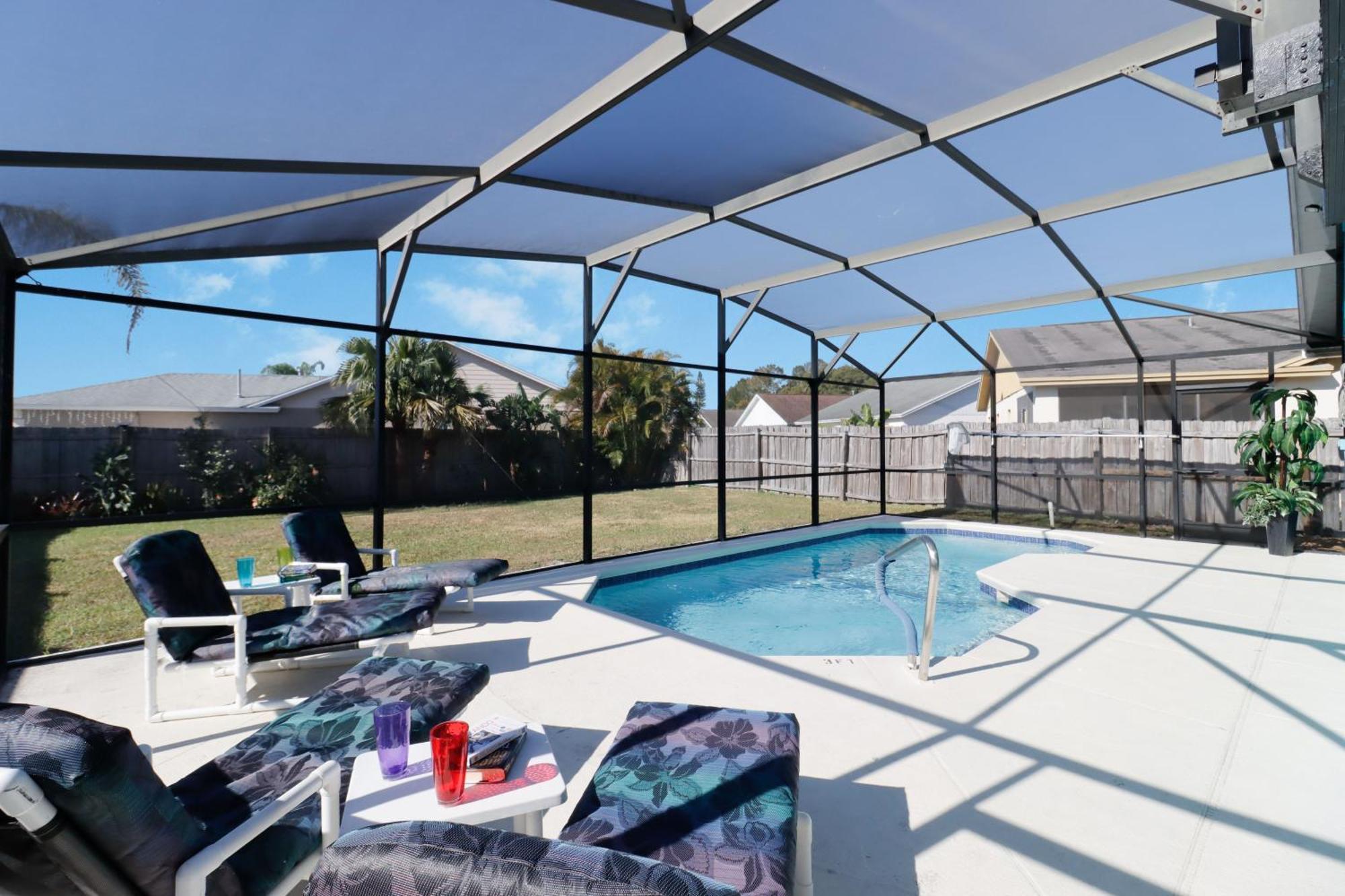 Ideal For Couples Or Families Looking For A Vacation With Private Pool And Yard Holiday home Kissimmee