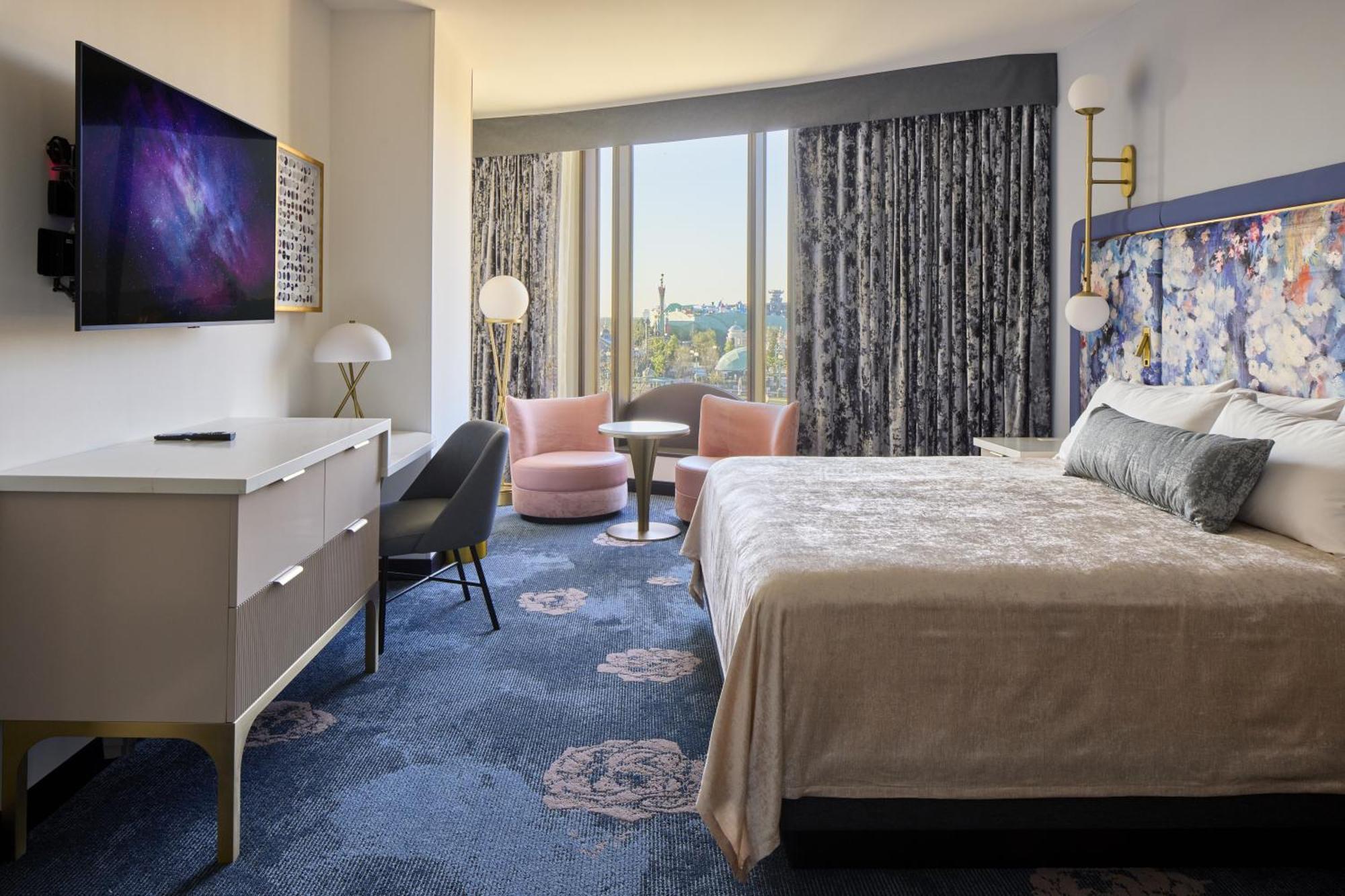 Universal's Helios Grand Hotel, A Loews 4*