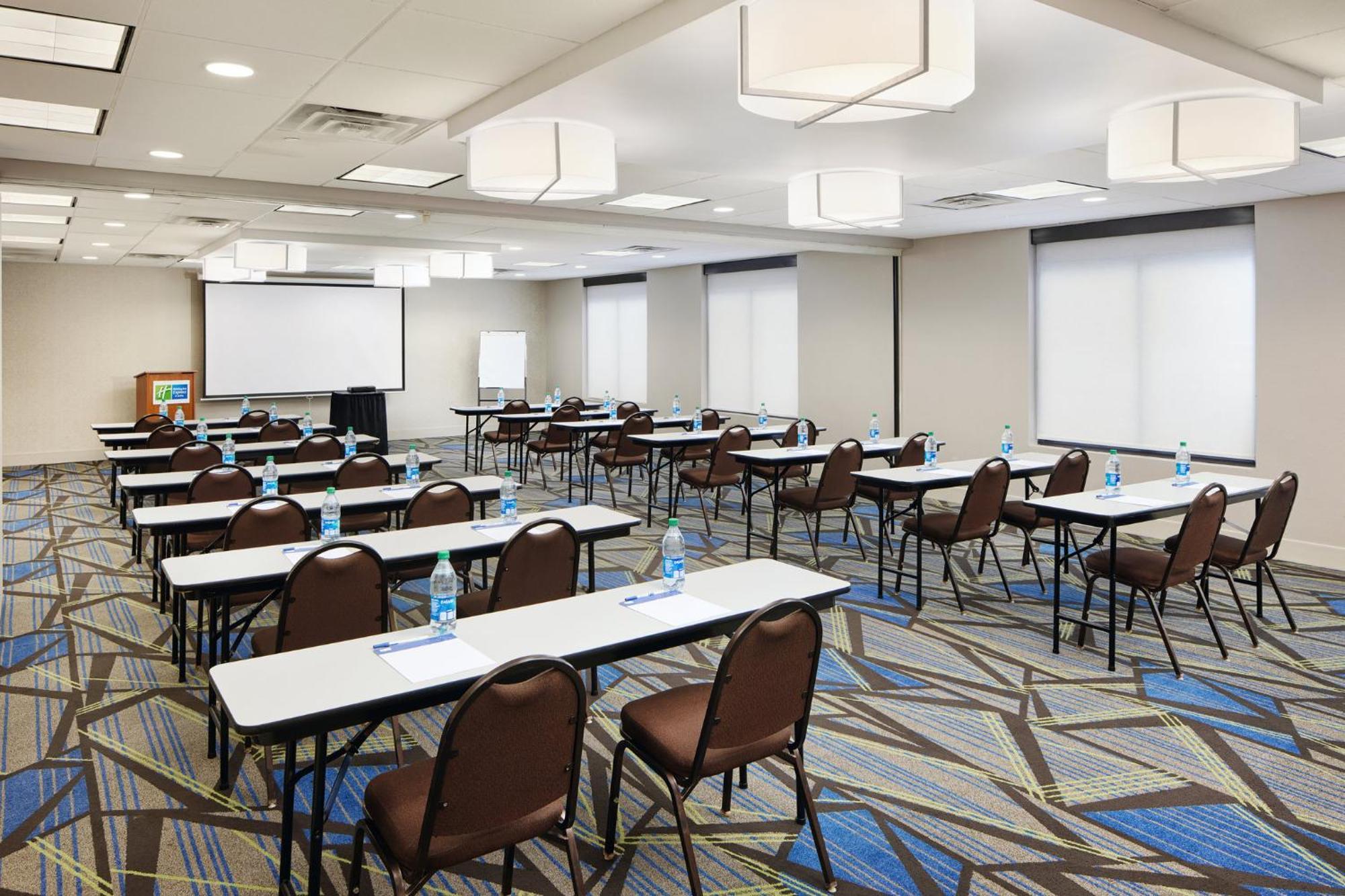 Express & South East - Medical Center Area By Ihg 2*