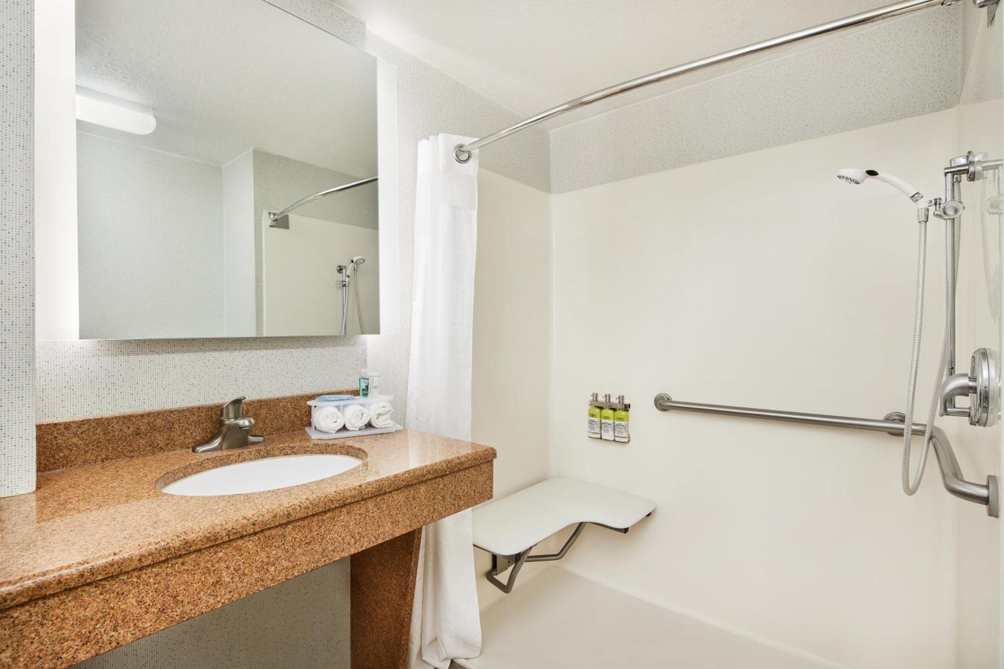 Express & South East - Medical Center Area By Ihg 2* Jacksonville