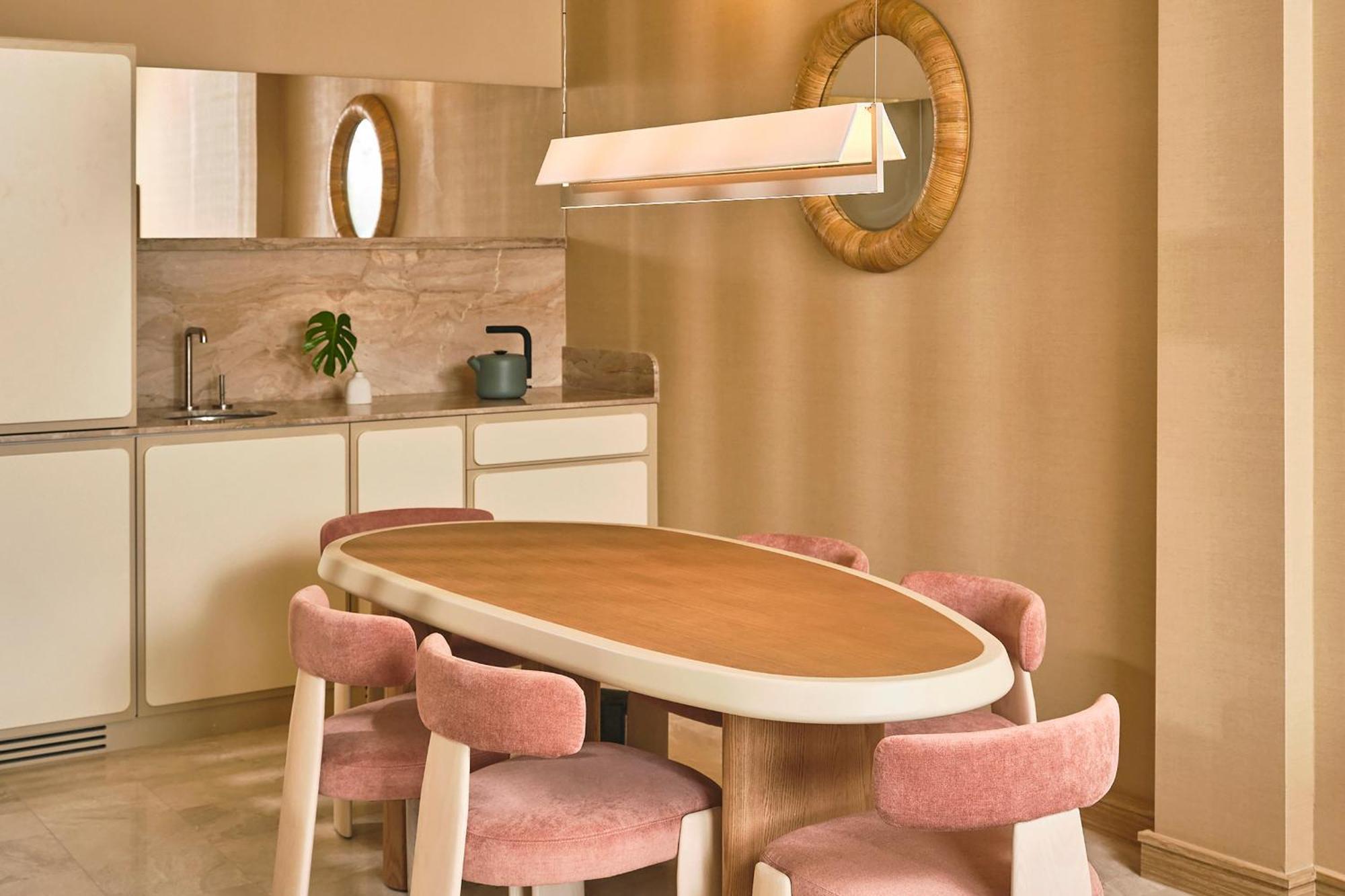 The Shelborne By Proper Resort Miami Beach