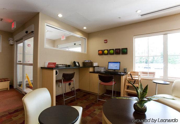 Towneplace Butler Boulevard 3*