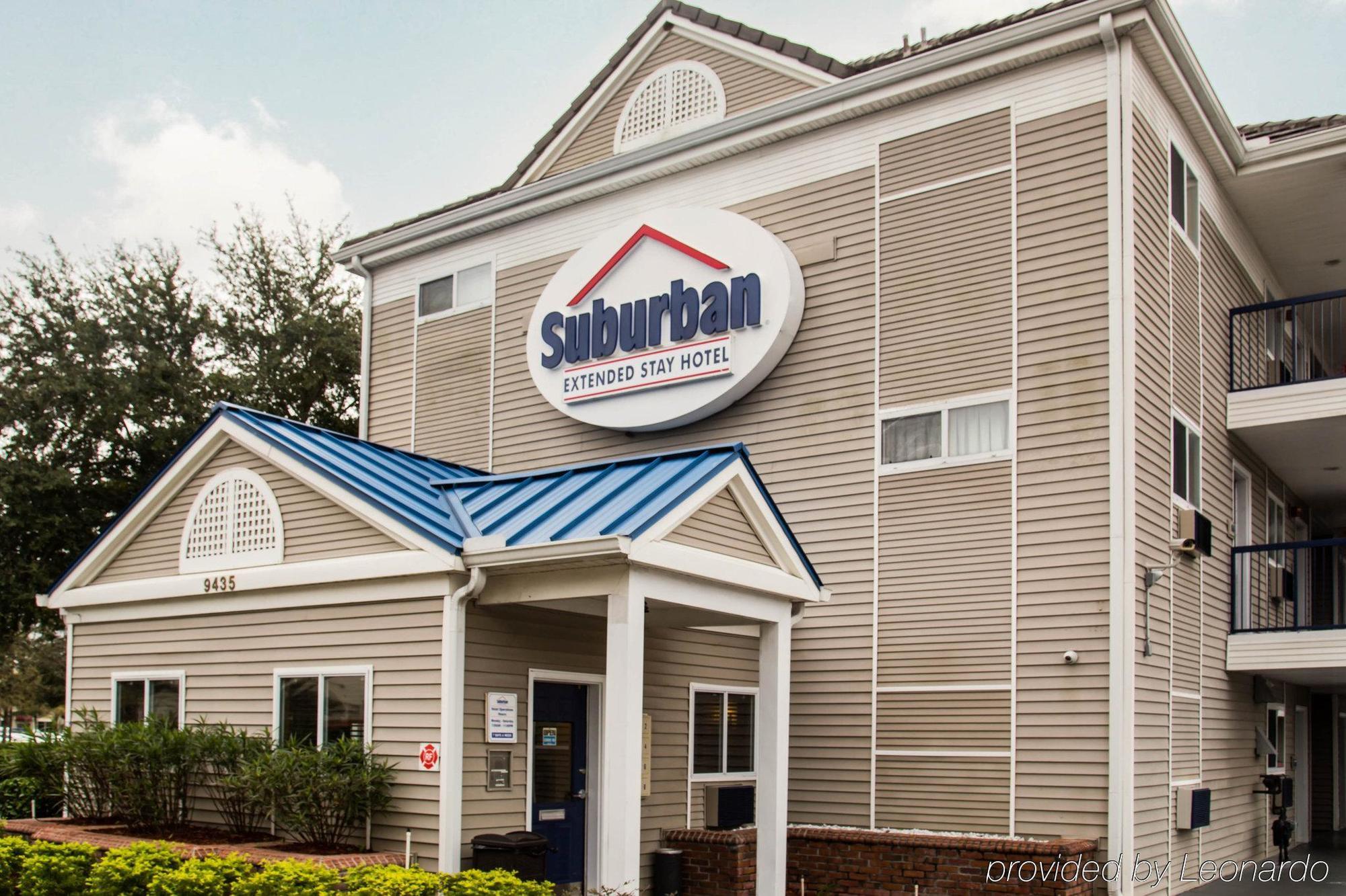 Hometowne By Red Roof Orlando South Motel