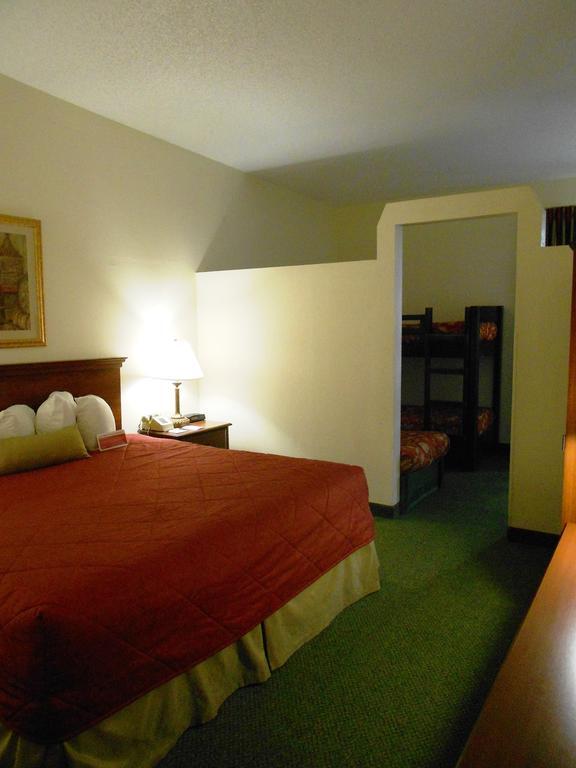 Hotel Ramada Maingate West Lake Buena Vista
