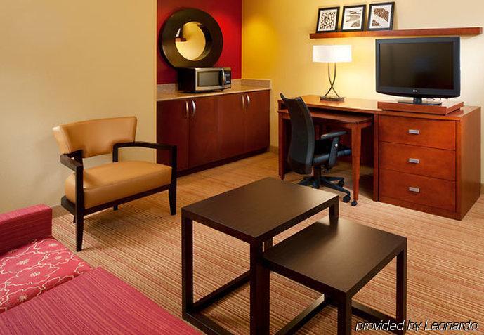 The At Mayo Clinic 3*