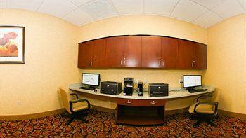 Hampton & International Drive North 3*