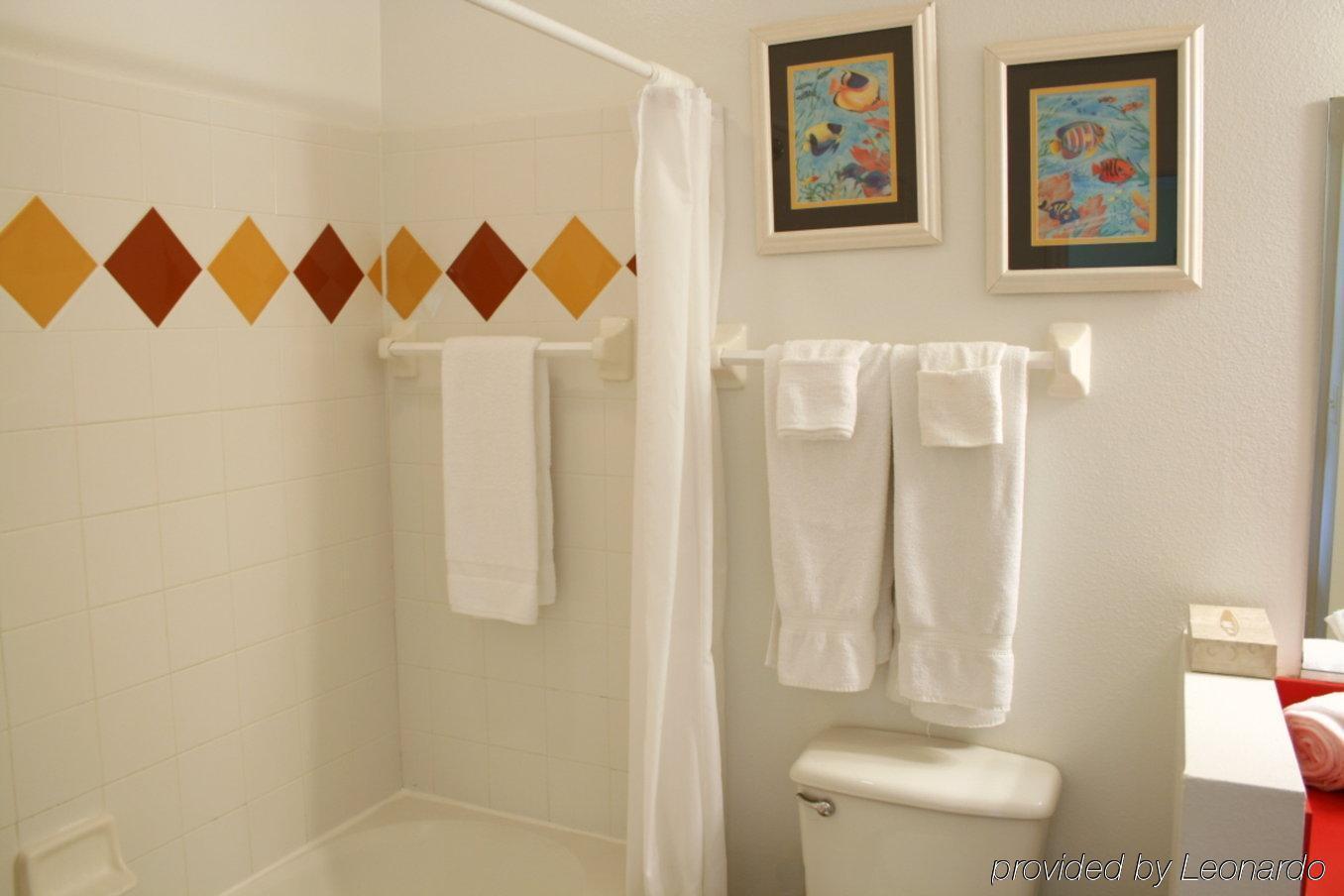 Barefoot'n Resort 3*