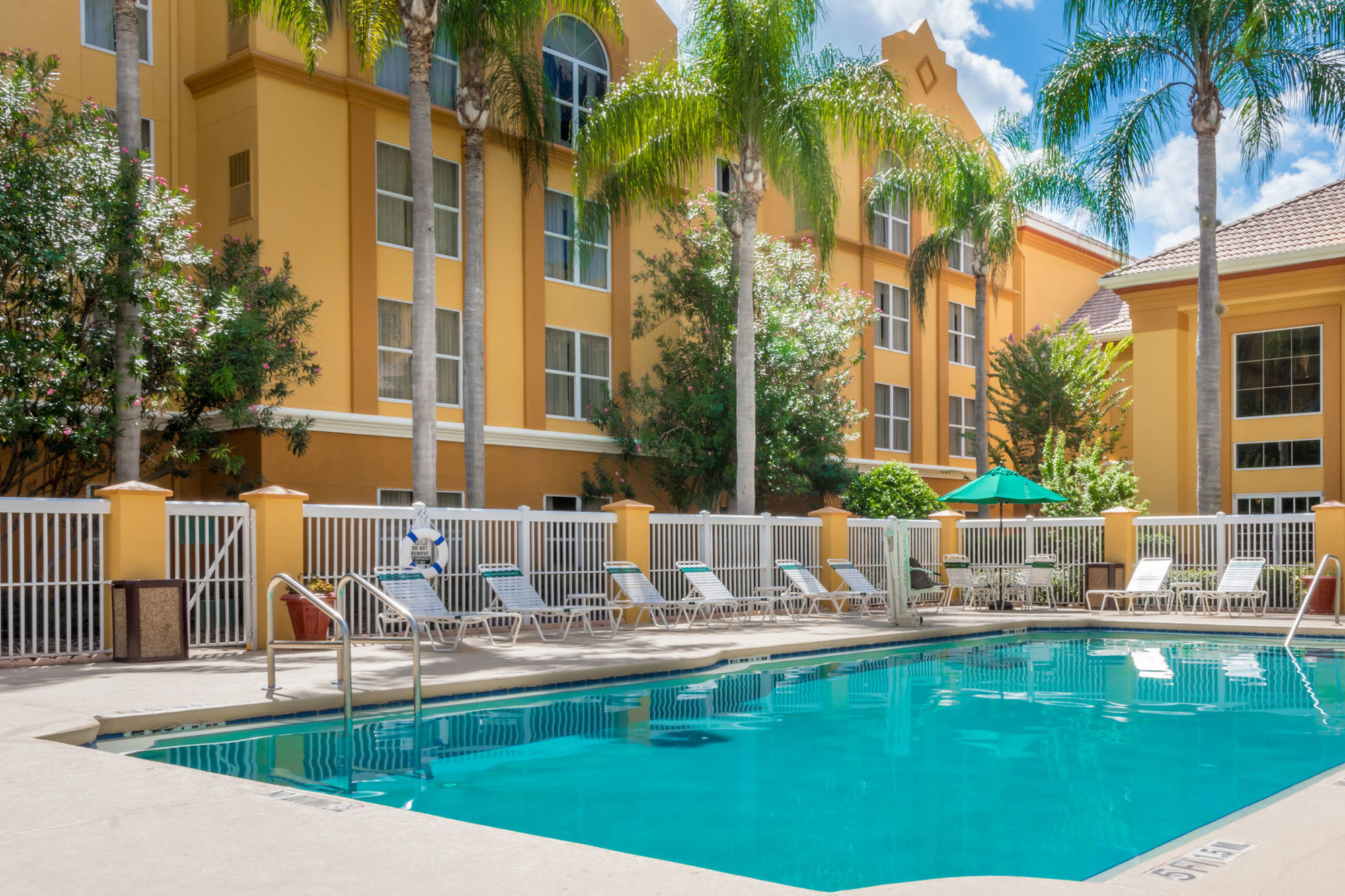 Surestay By Western Orlando Buena Vista Hotel Lake Buena Vista