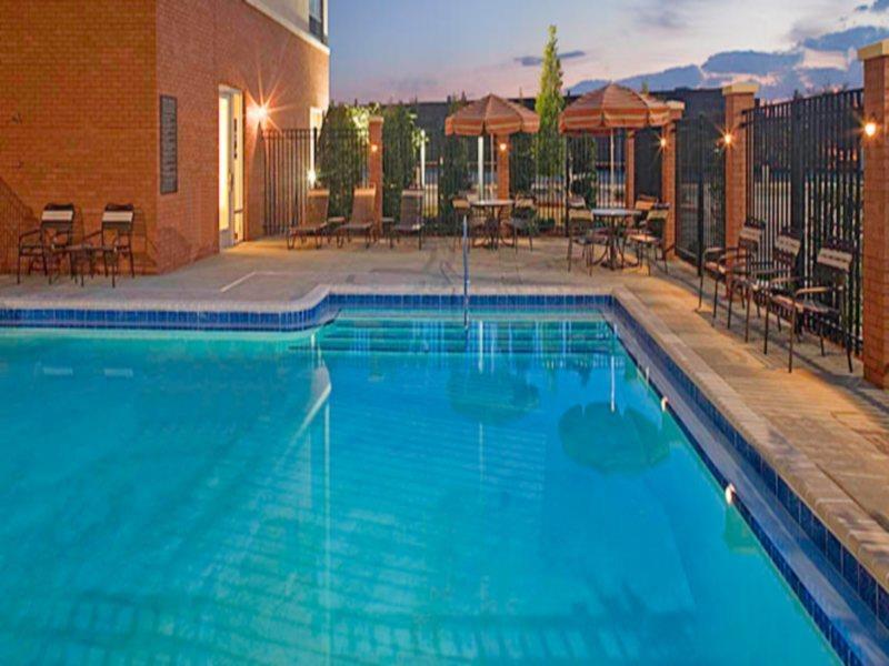 Hyatt Place Airport