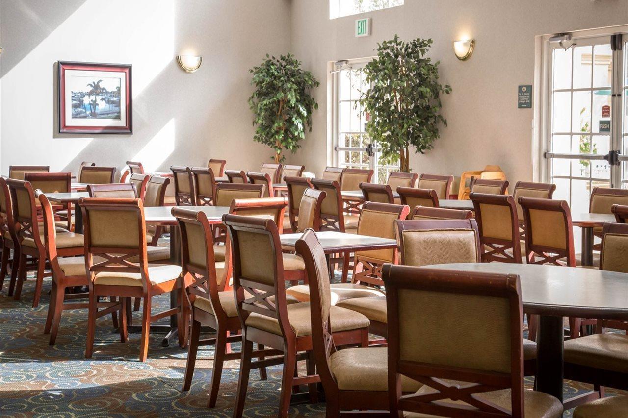 Surestay By Western Orlando Buena Vista Lake Buena Vista