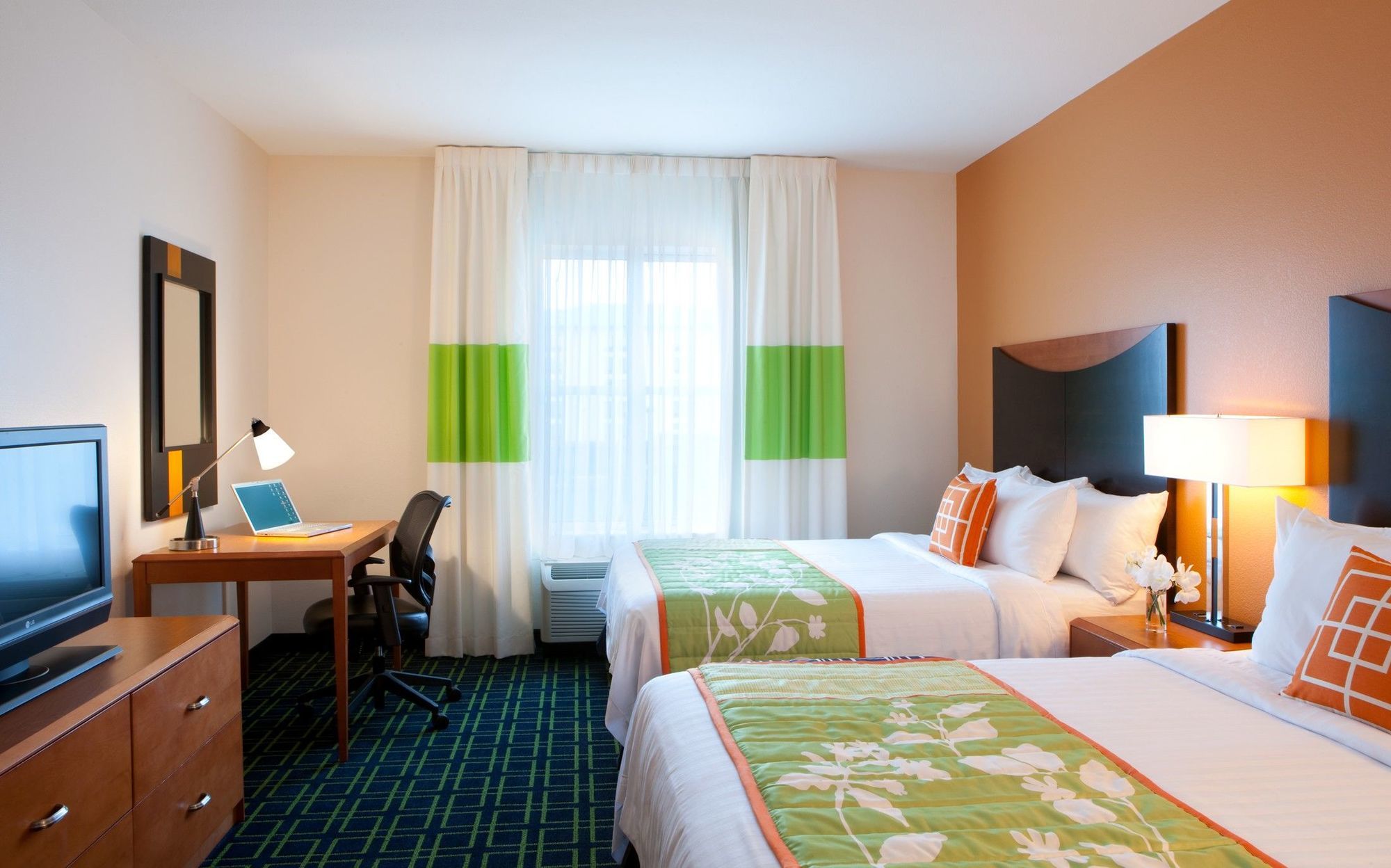 Hotel Fairfield By Marriott Orlando At Seaworld Williamsburg