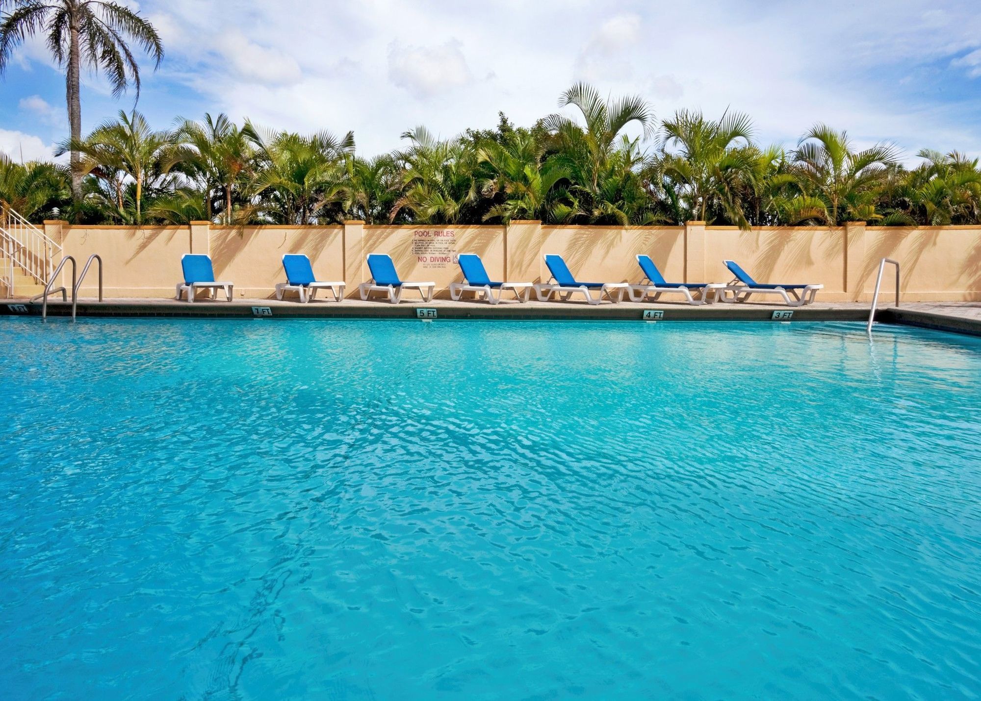 Hotel Miami International Airport By Ihg