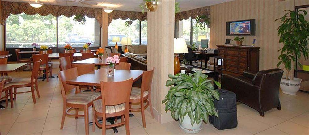 Hotel Days By Wyndham Airport