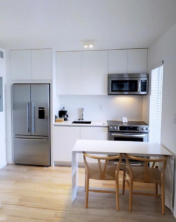 Haus Contemporary 4*