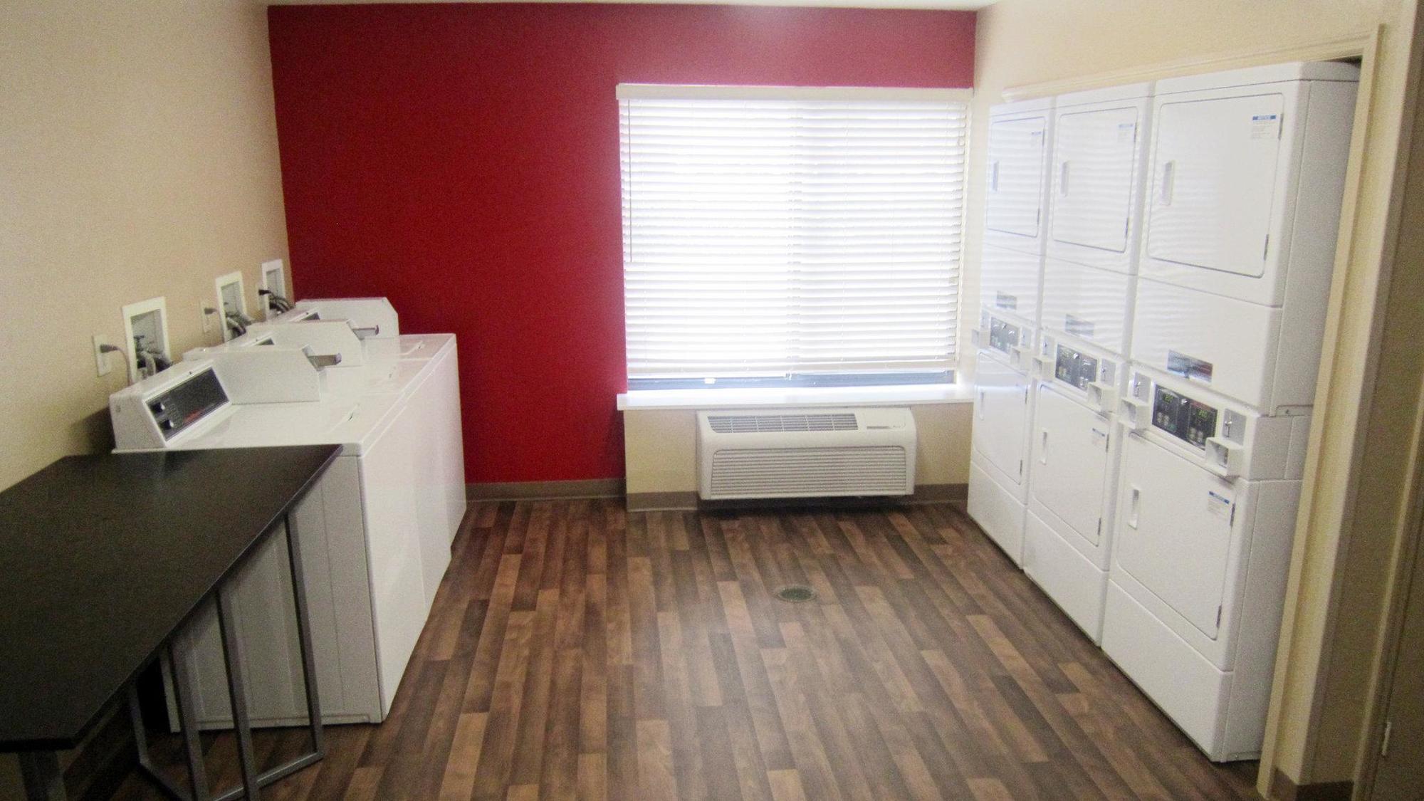 Extended Stay America Suites - Orlando - Orlando Theme Parks - Vineland Rd Hotel 2*
