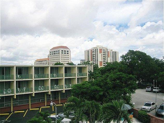 Chateaubleau Hotel Coral Gables